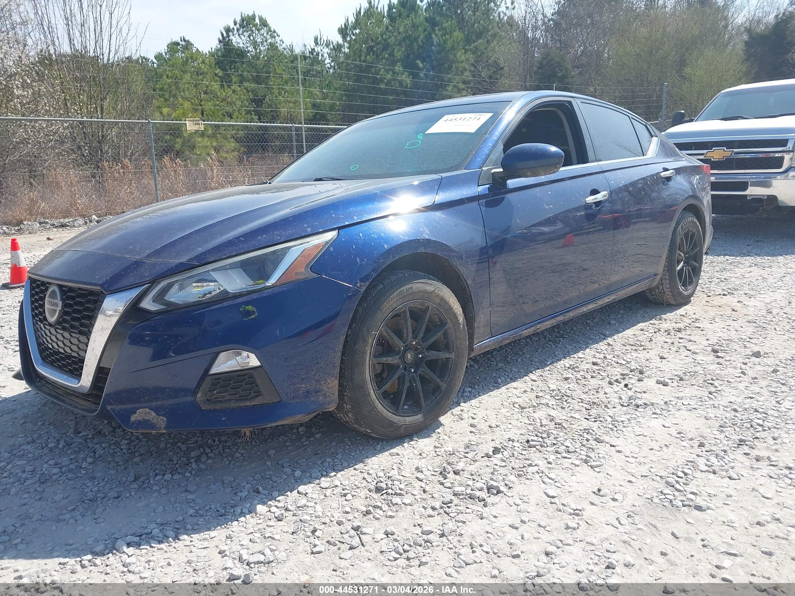 NISSAN ALTIMA image 2
