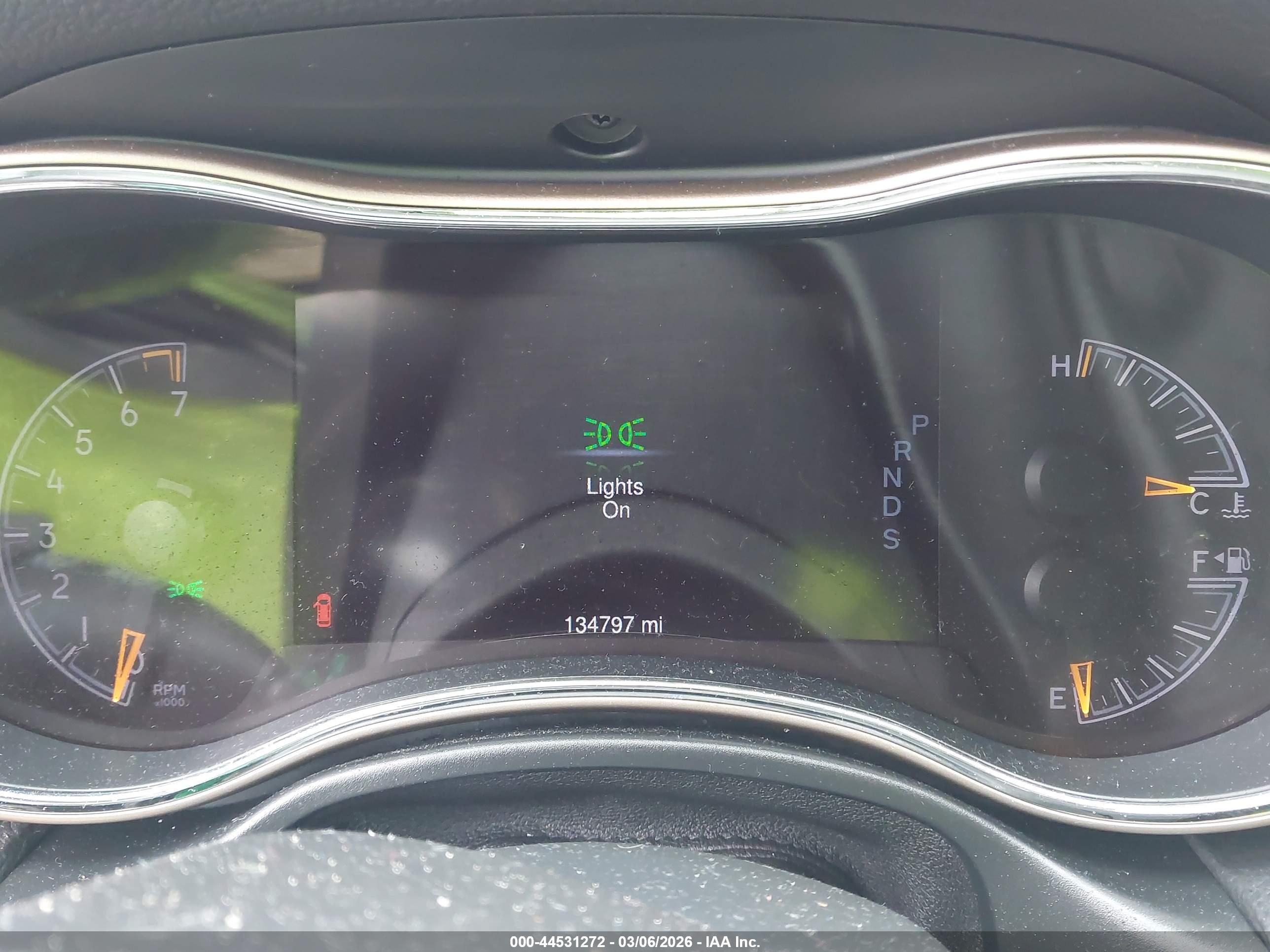 JEEP GRAND image 7