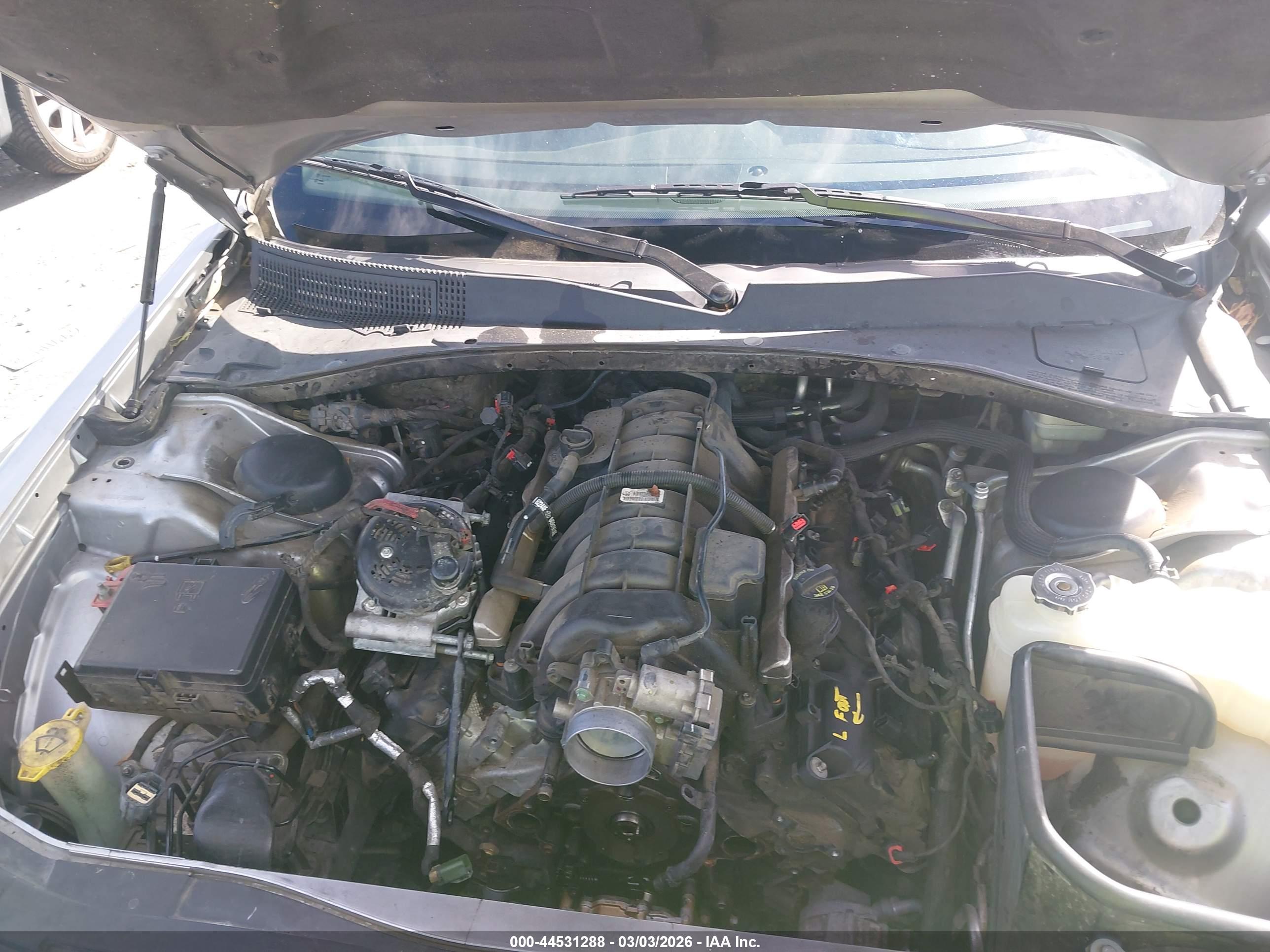 CHRYSLER 300C image 10