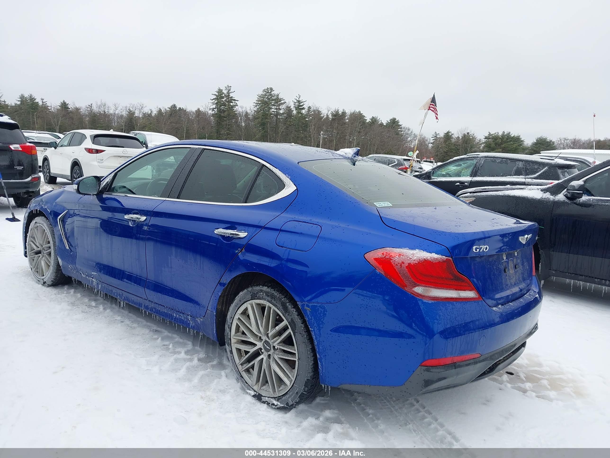 GENESIS G70 image 3