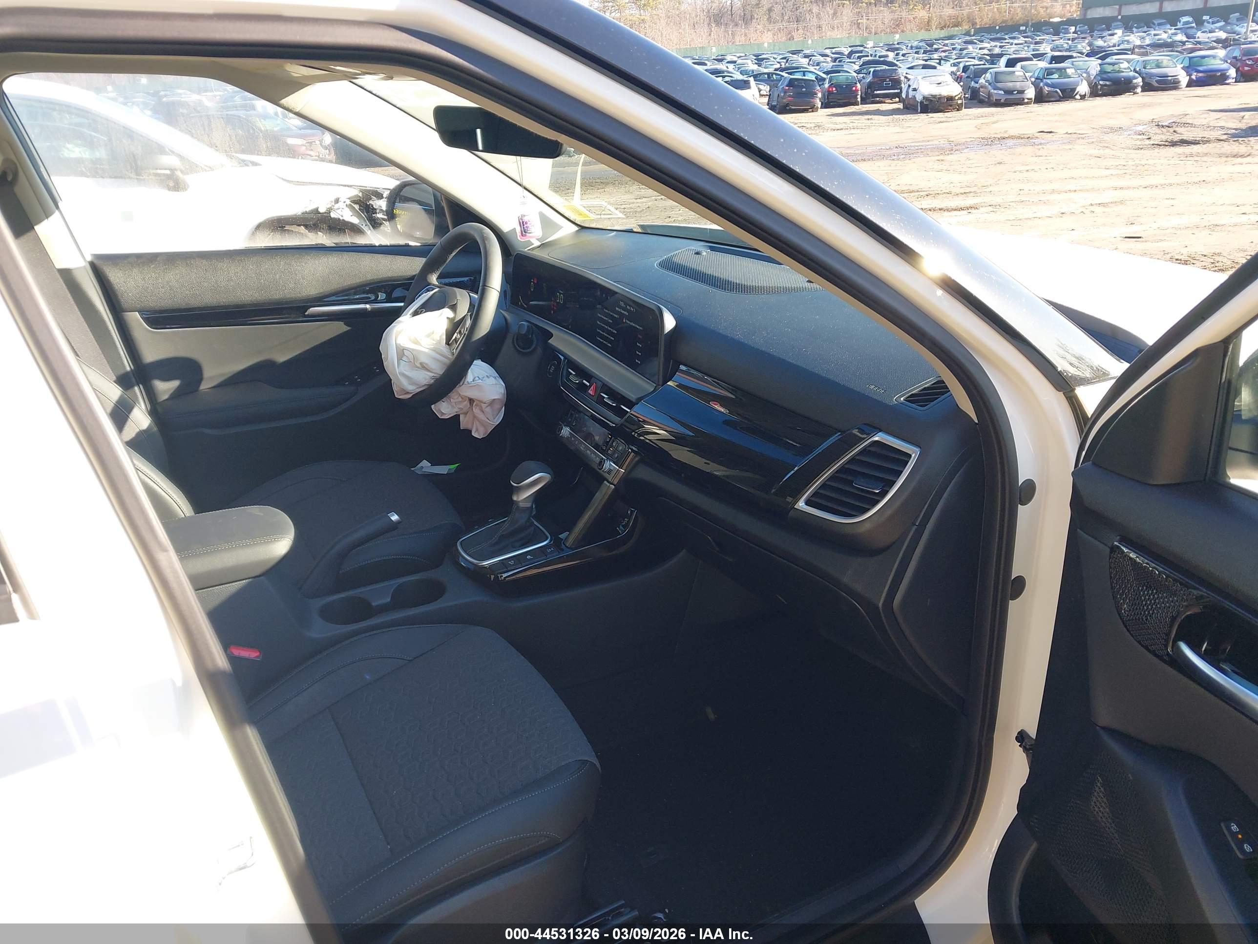 KIA SELTOS image 5