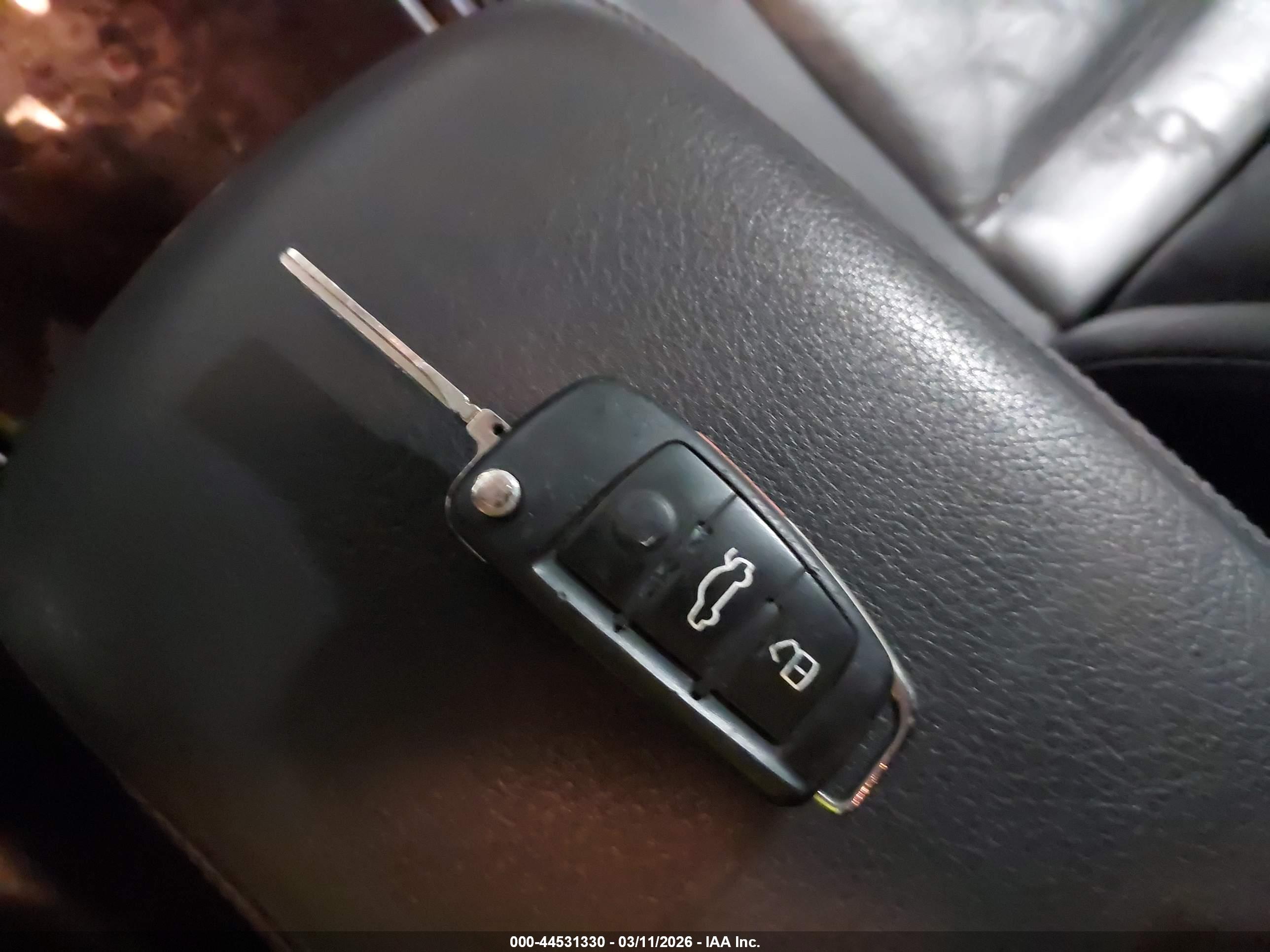 AUDI A6 image 11