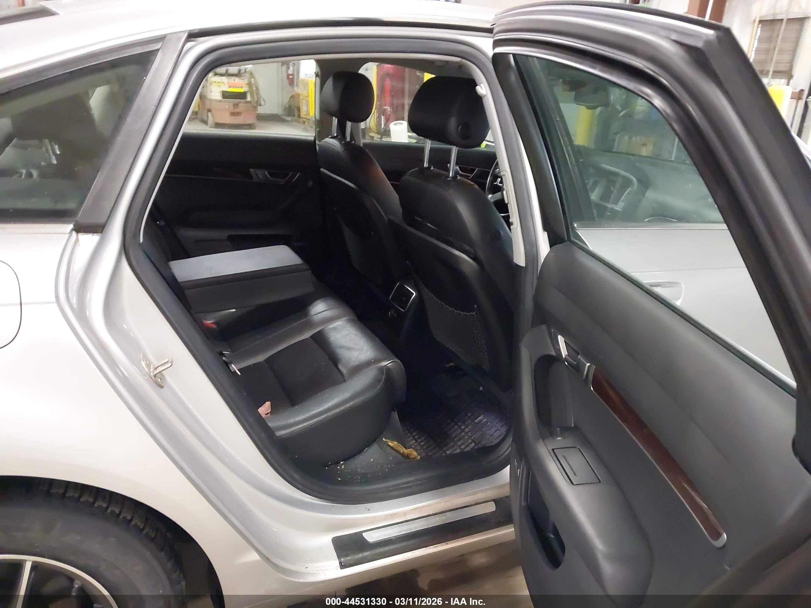 AUDI A6 image 8