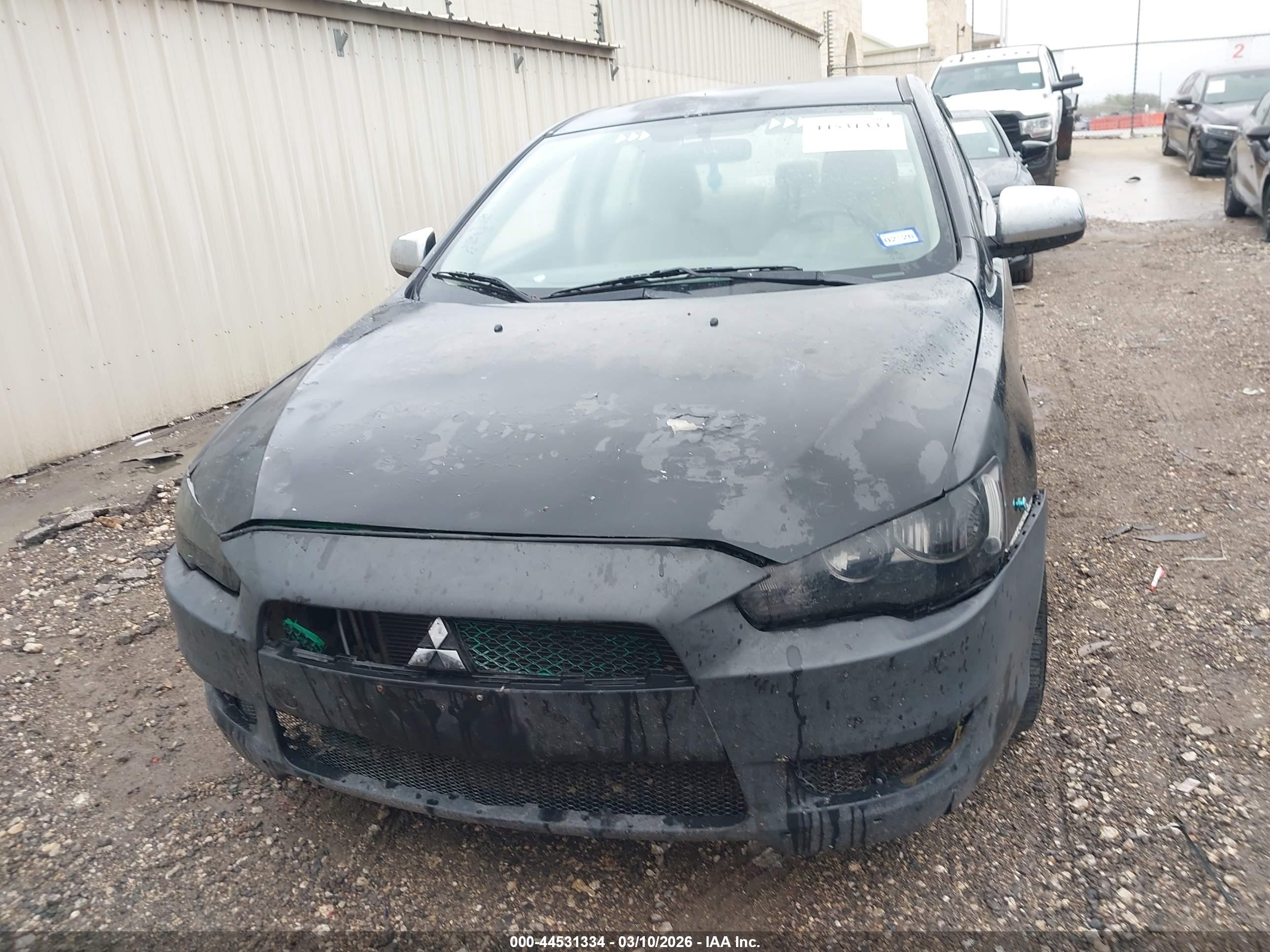MITSUBISHI LANCER image 6