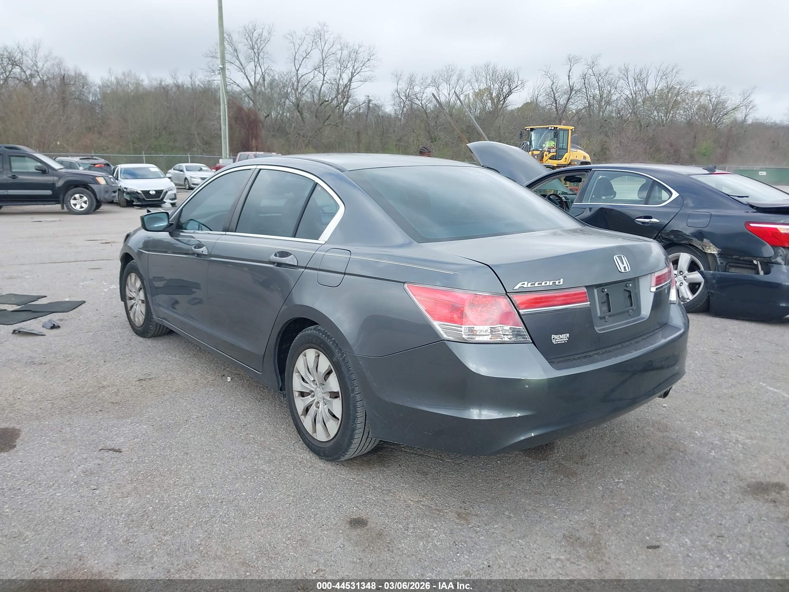 HONDA ACCORD image 3