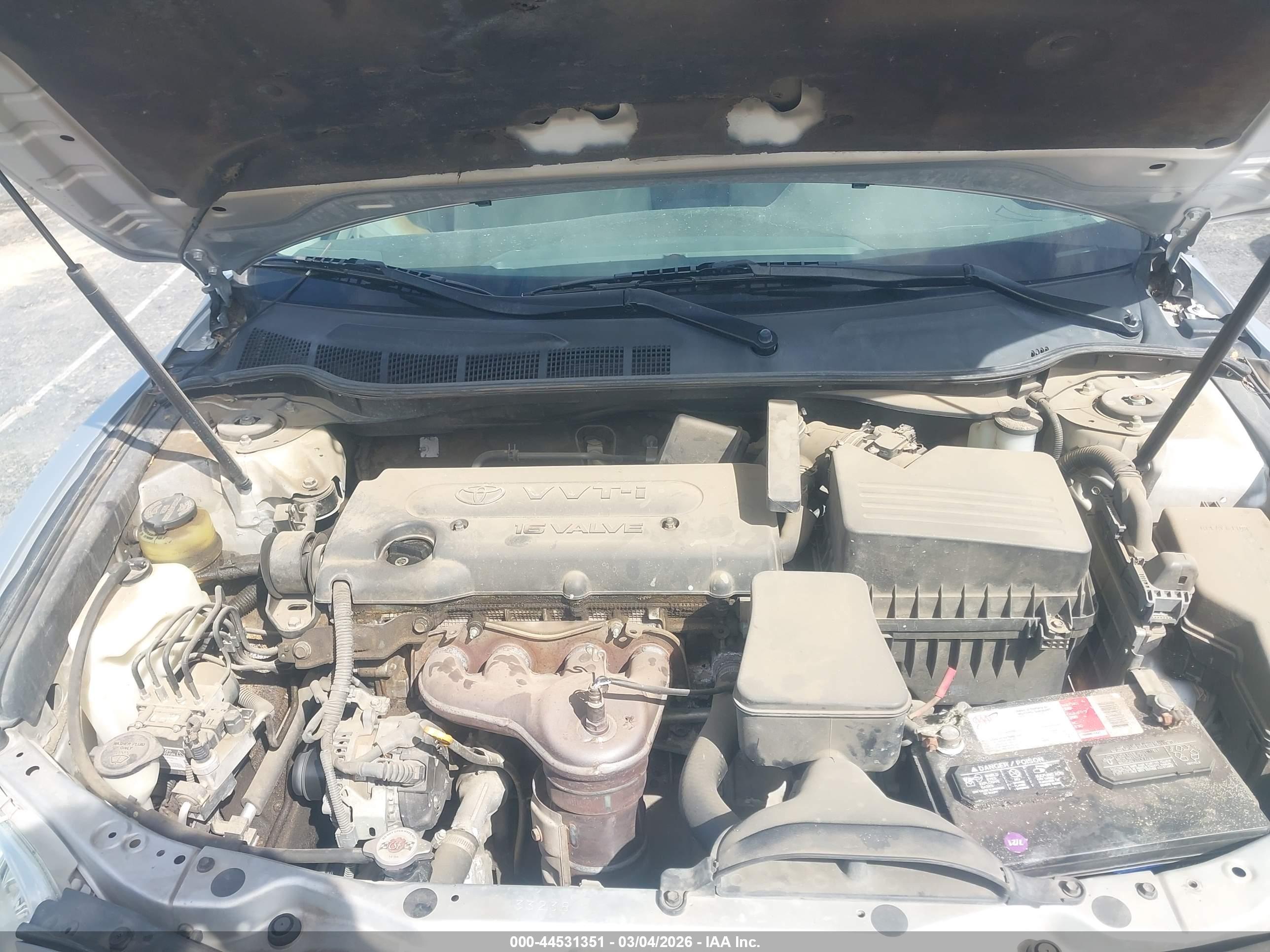 TOYOTA CAMRY image 10