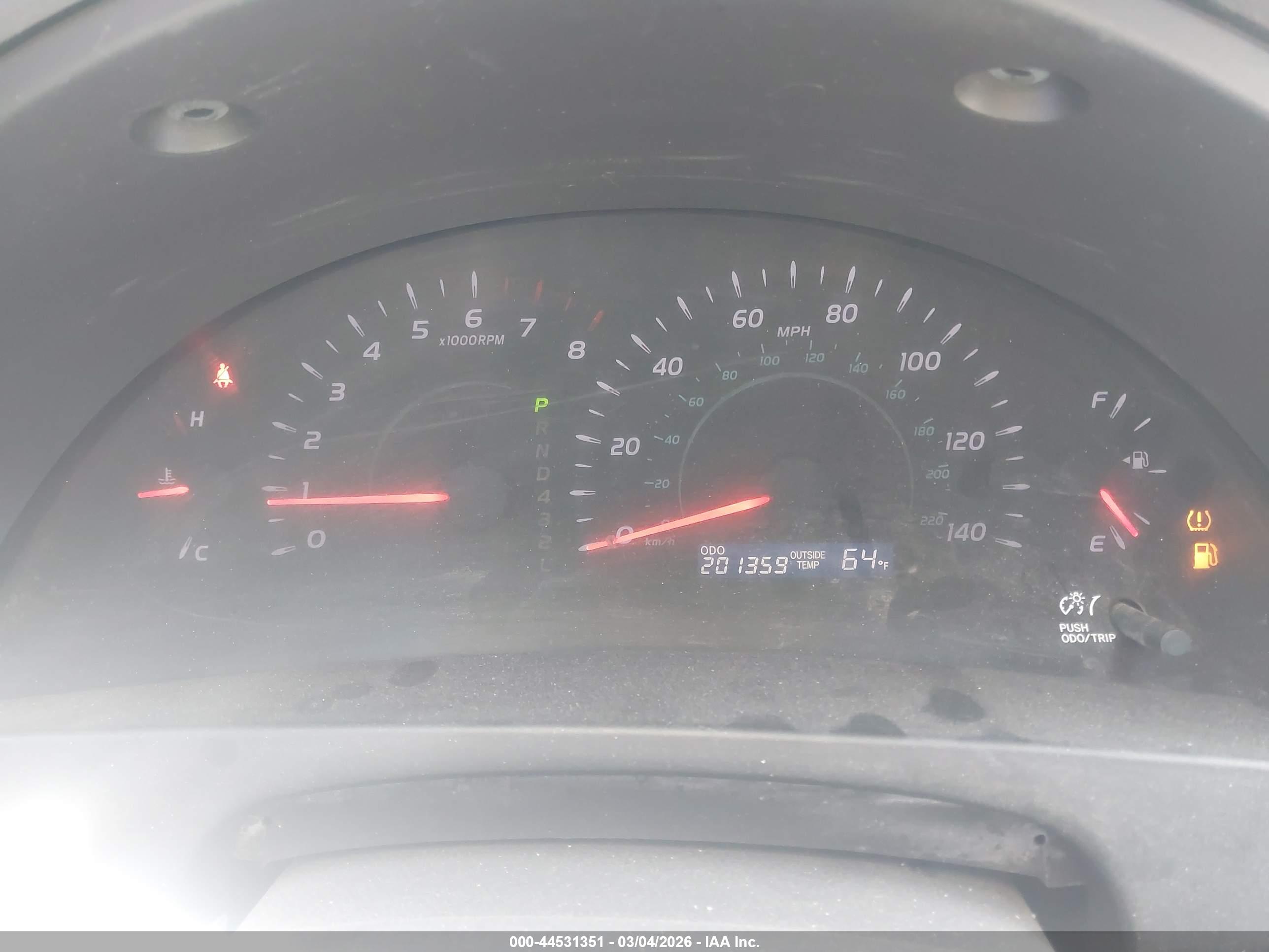 TOYOTA CAMRY image 7