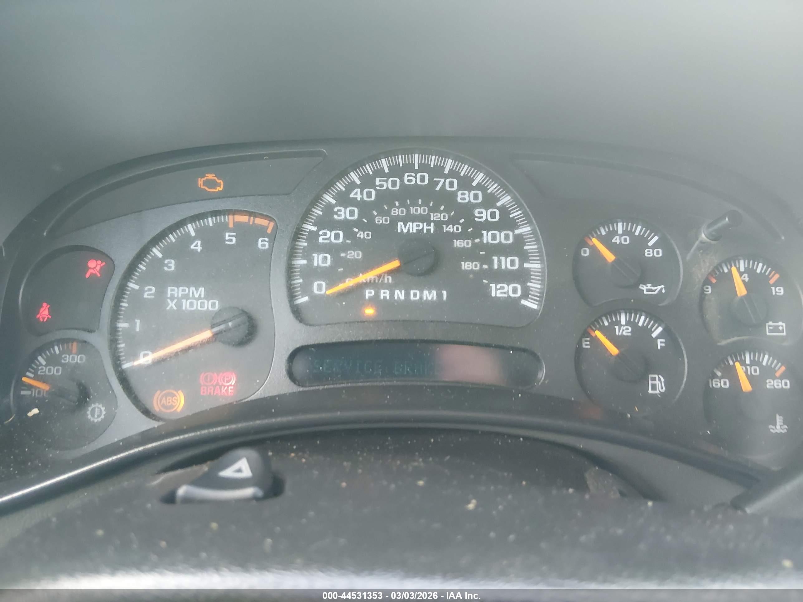 CHEVROLET SILVERADO image 7