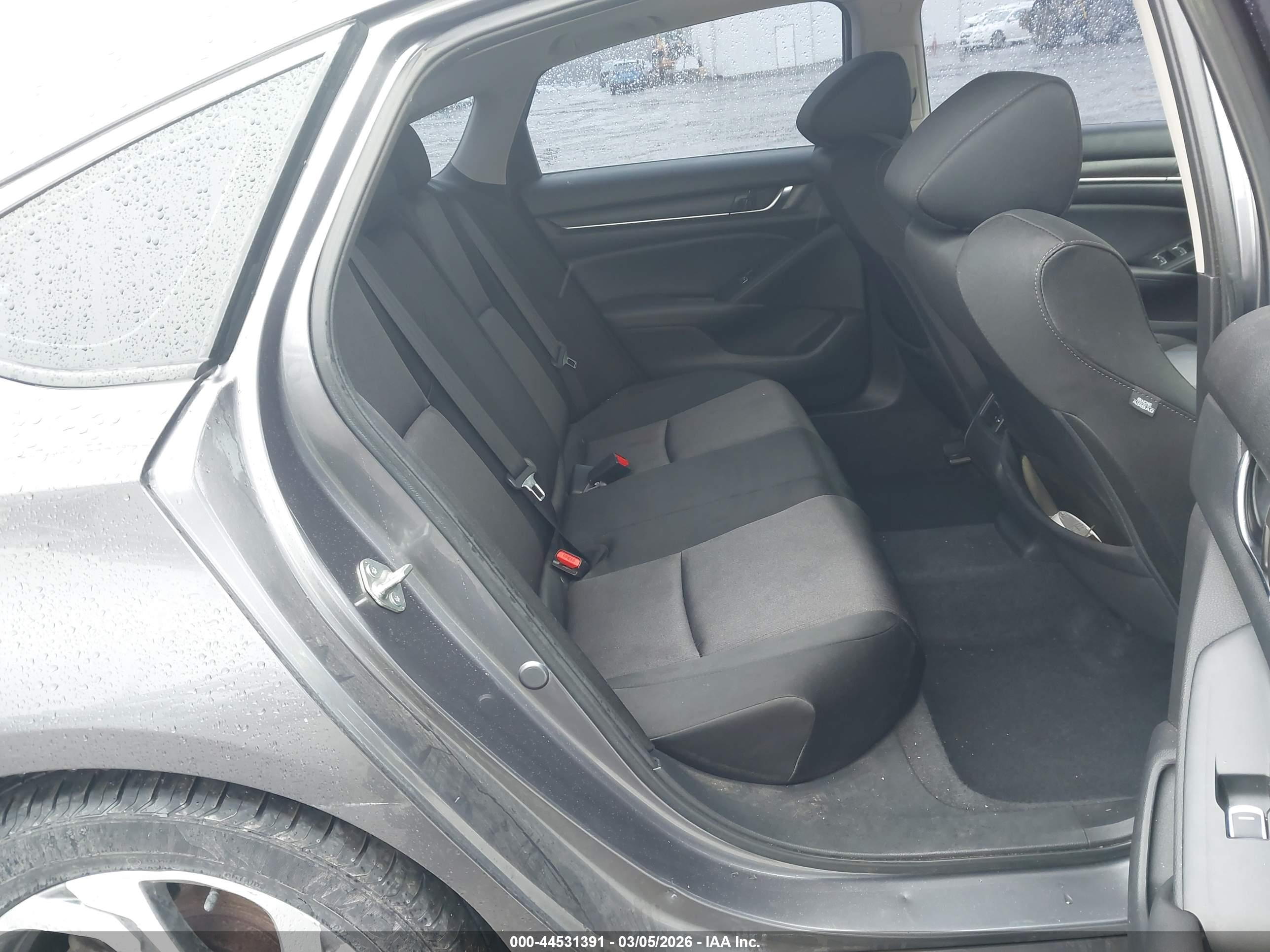 HONDA ACCORD image 8