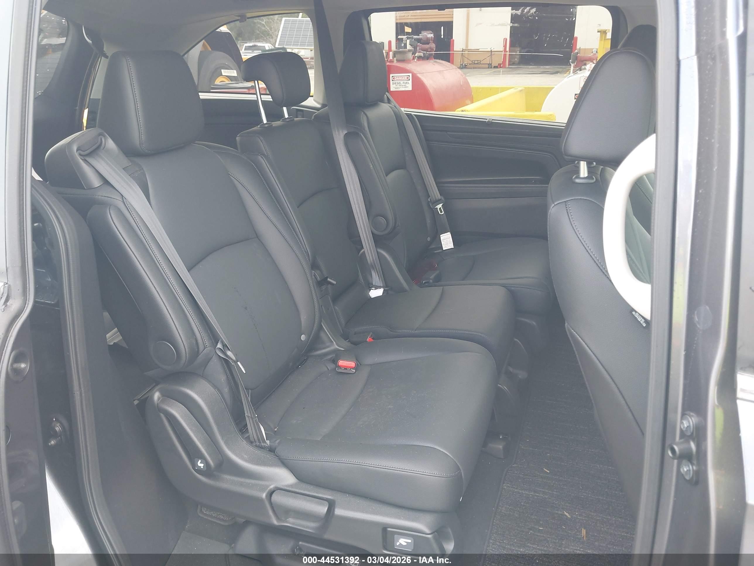 HONDA ODYSSEY image 8