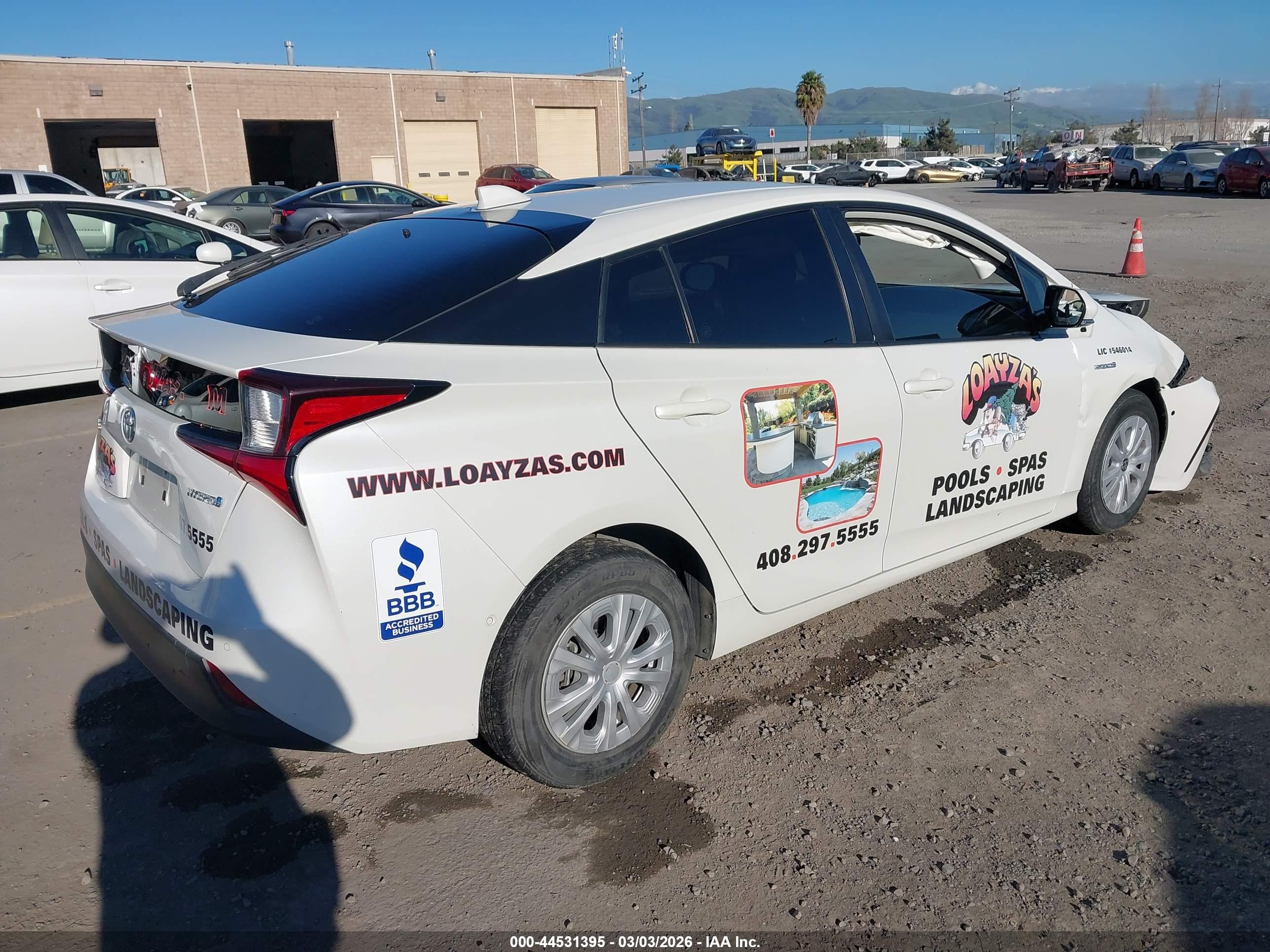 TOYOTA PRIUS image 4