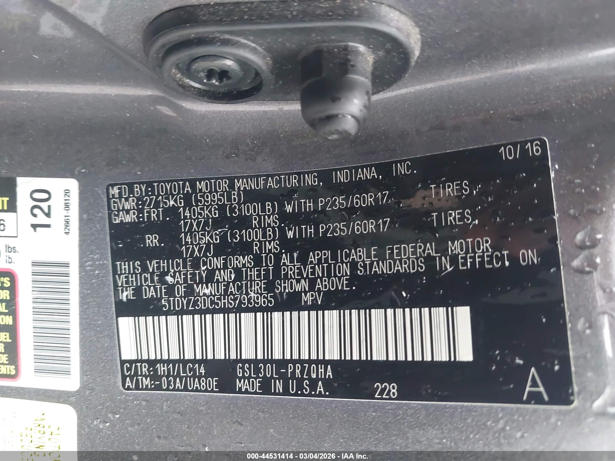 TOYOTA SIENNA image 9