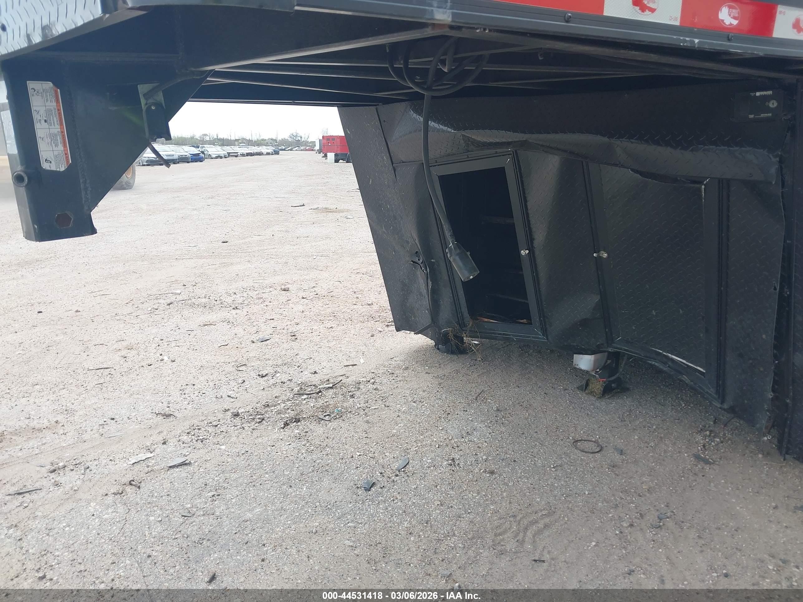 UTILITY TRAILER image 10