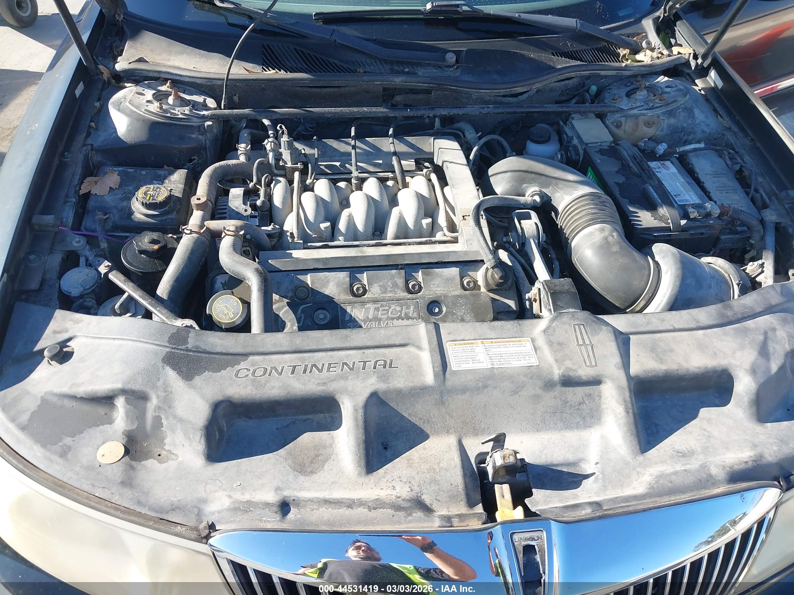 LINCOLN CONTINENTAL image 10