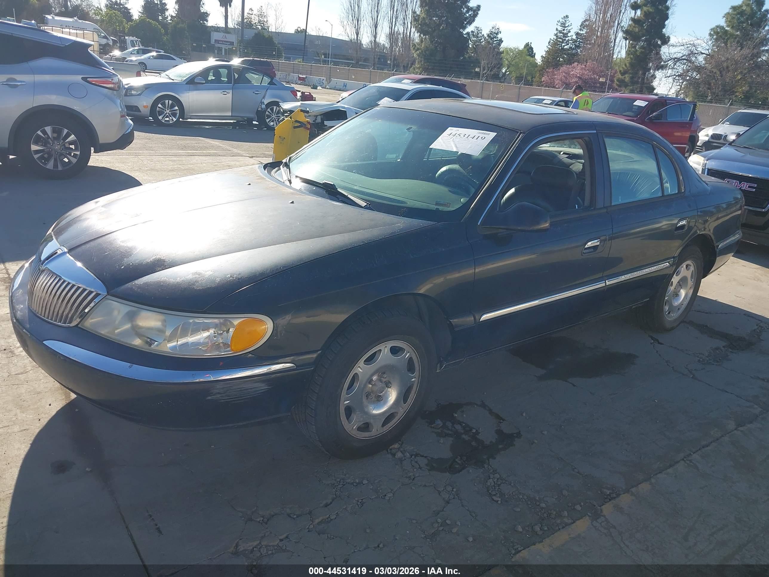LINCOLN CONTINENTAL image 2