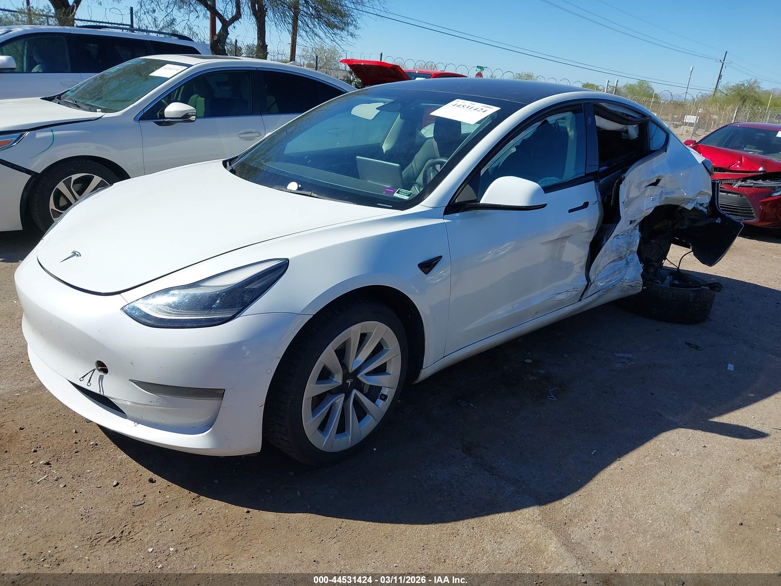 TESLA MODEL image 2