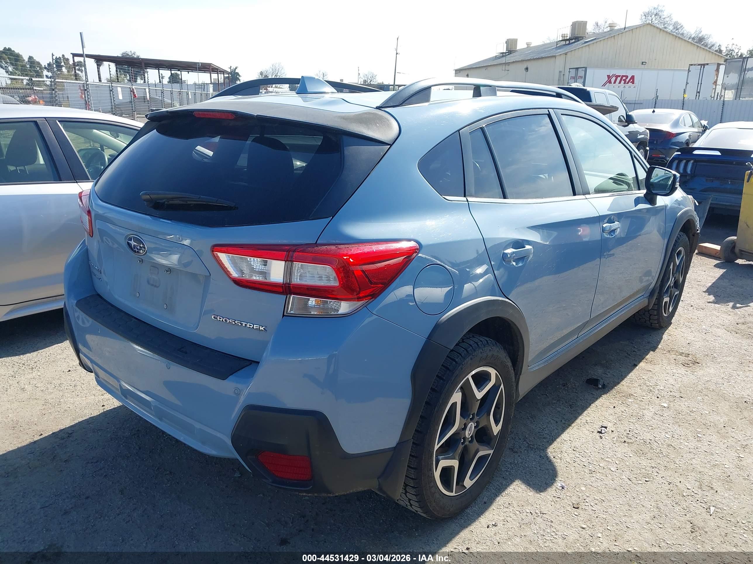 SUBARU CROSSTREK image 4