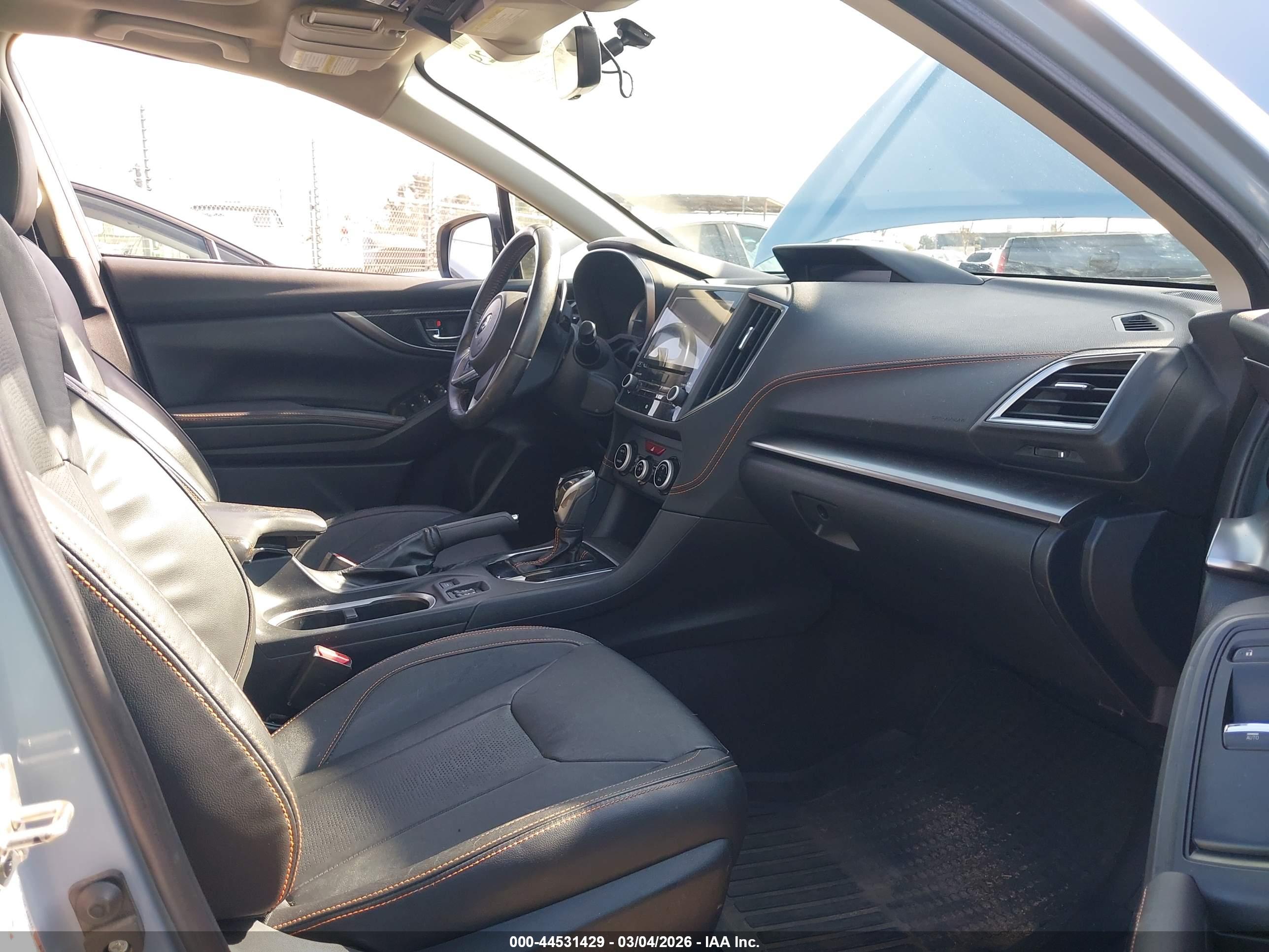 SUBARU CROSSTREK image 5