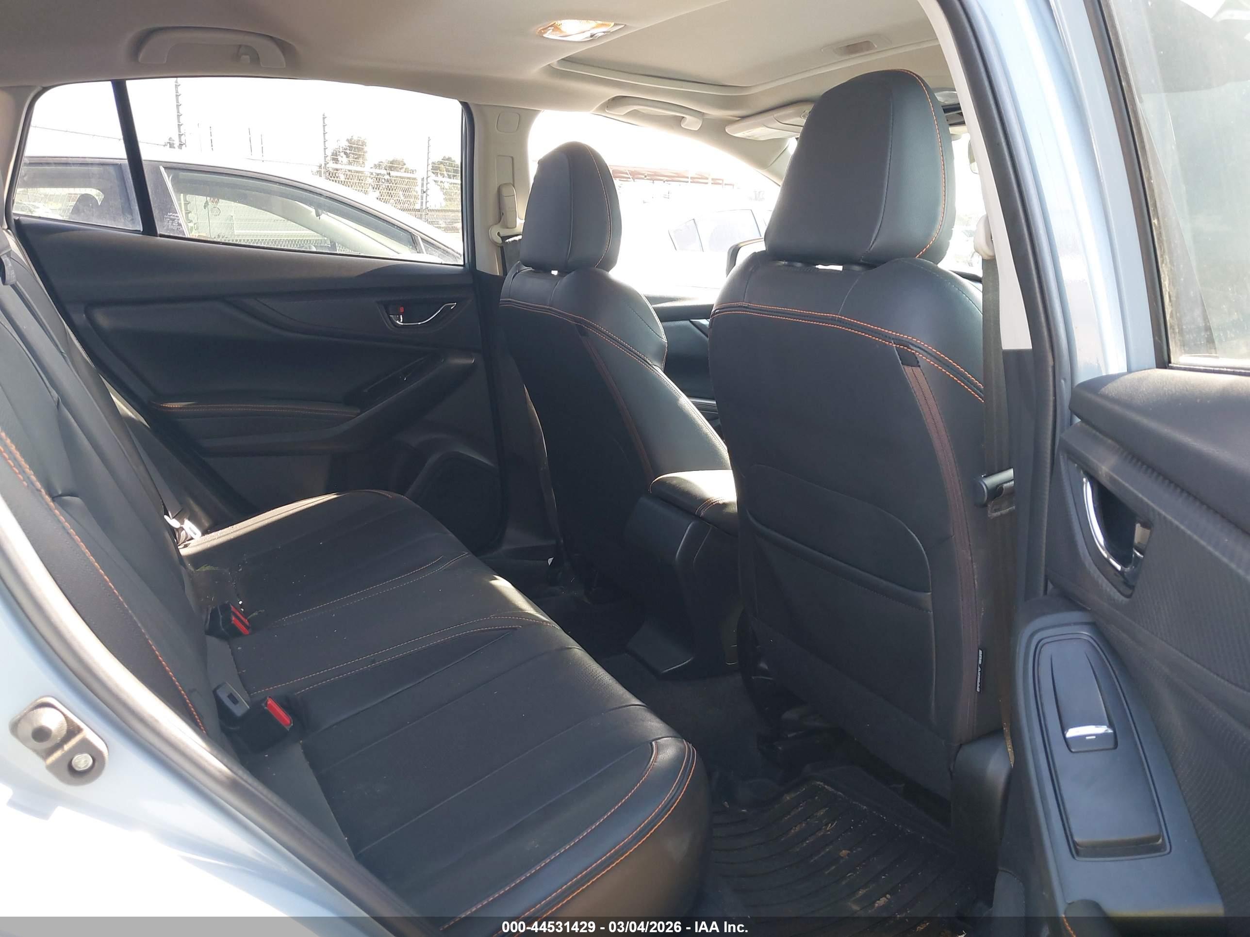 SUBARU CROSSTREK image 8