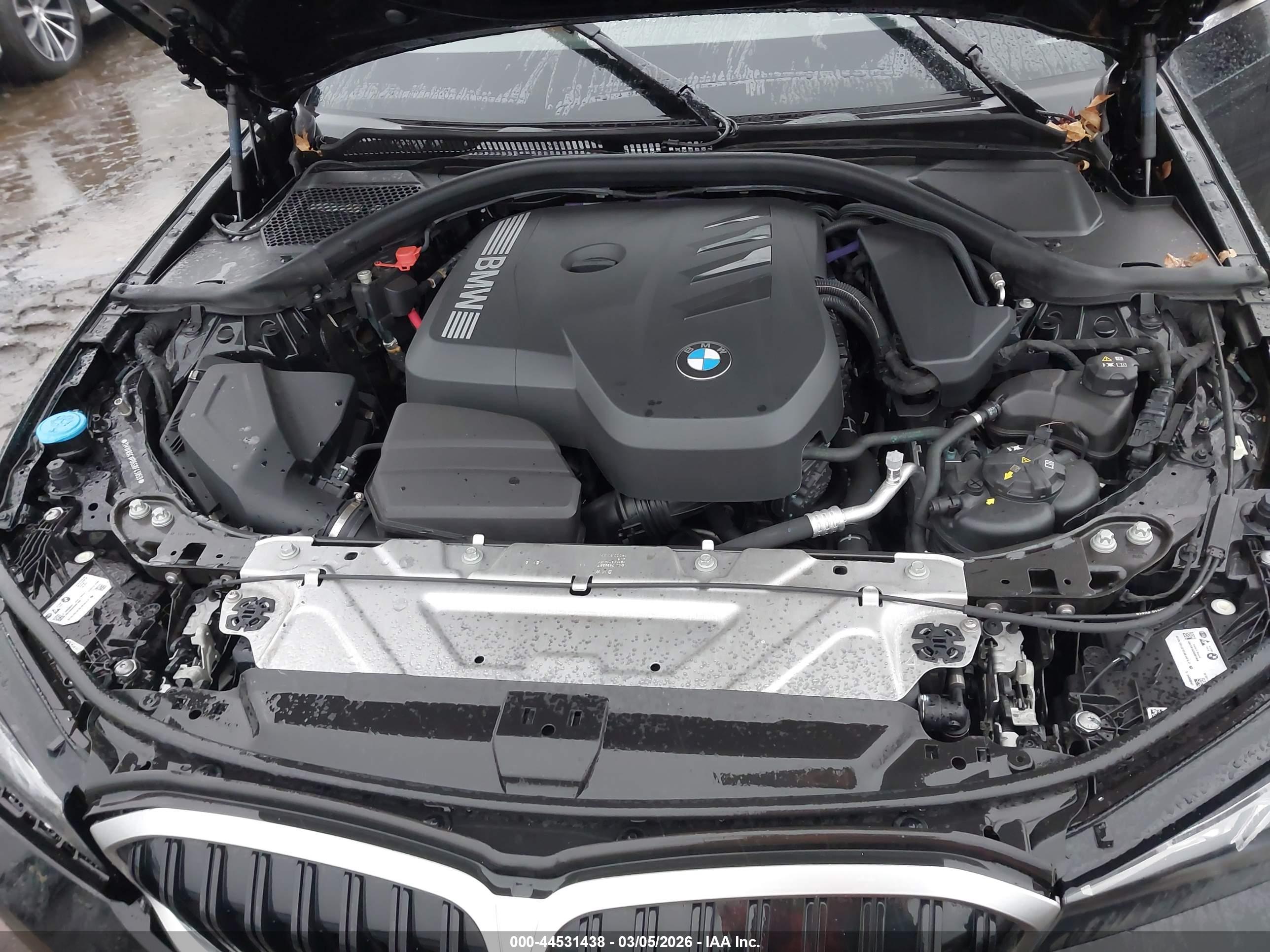 BMW 330I image 10