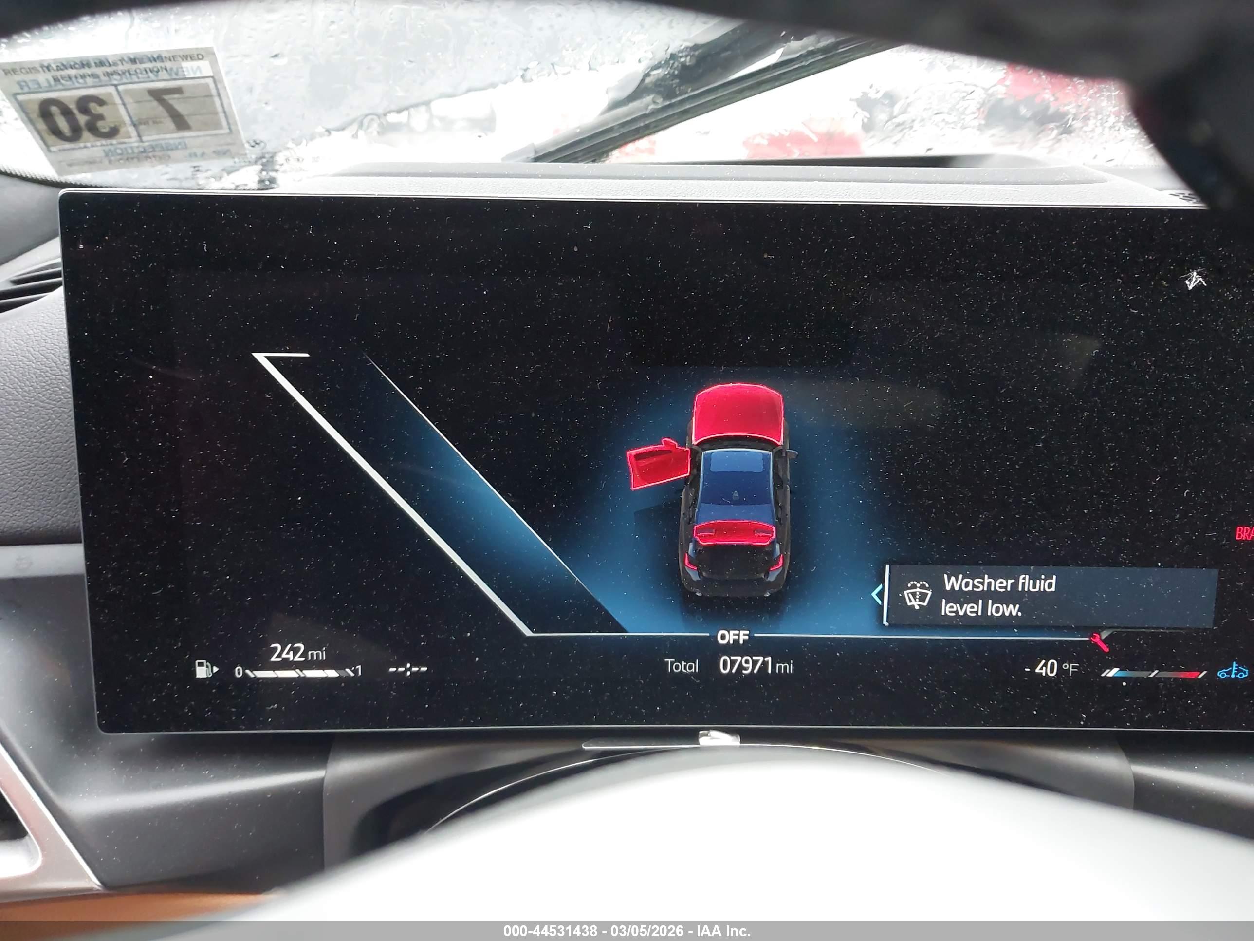 BMW 330I image 7