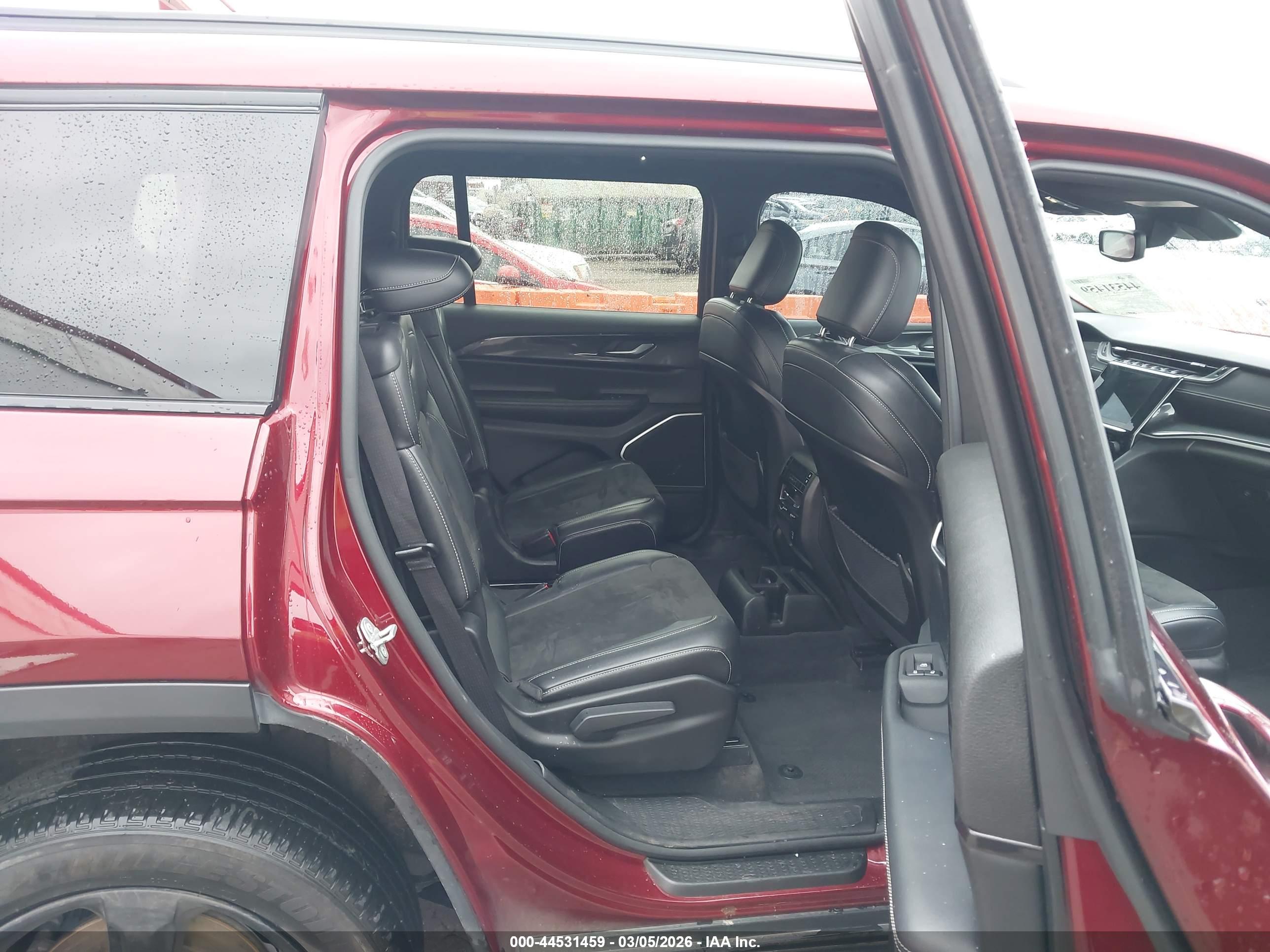 JEEP GRAND image 8