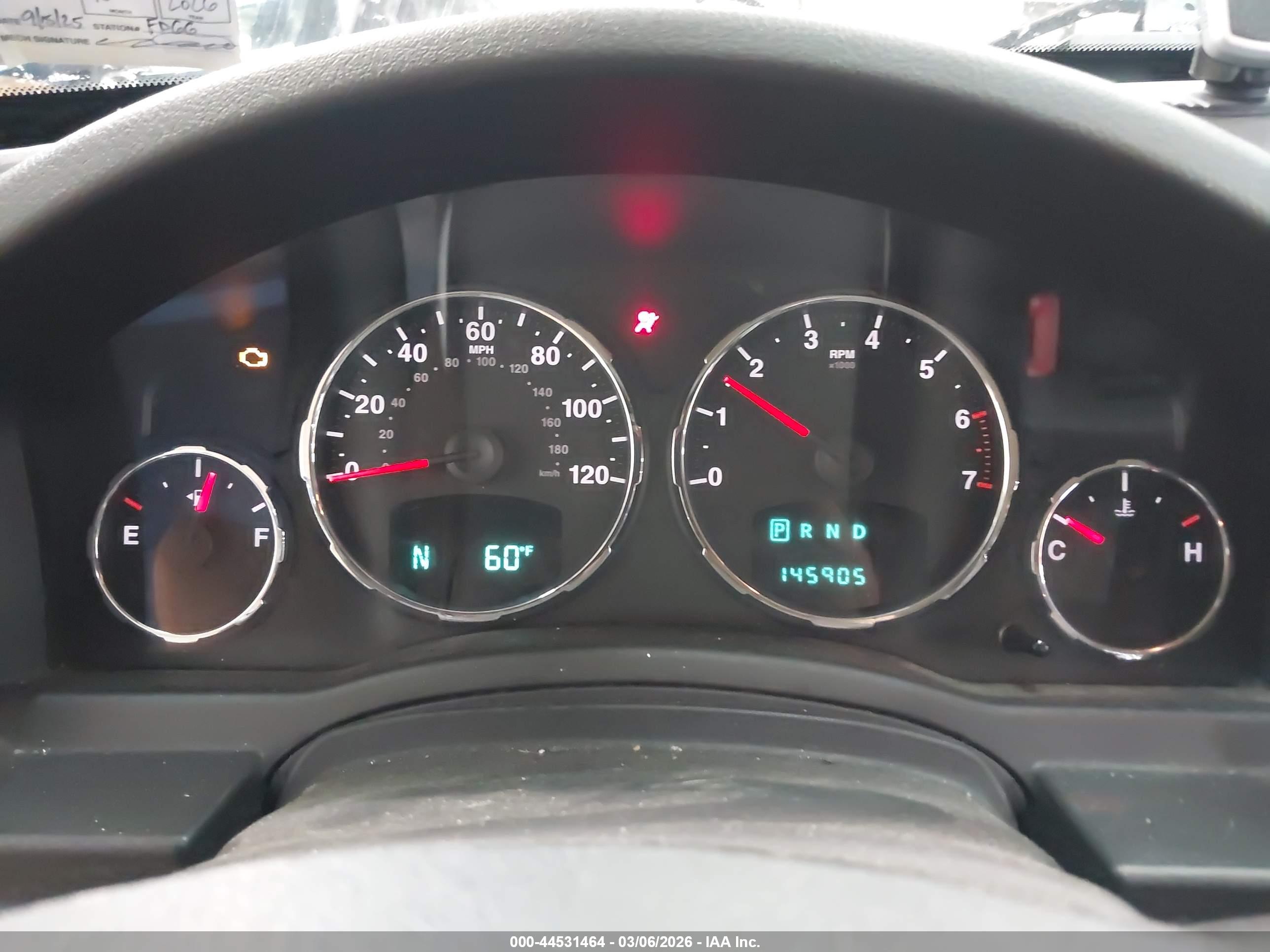 JEEP LIBERTY image 7