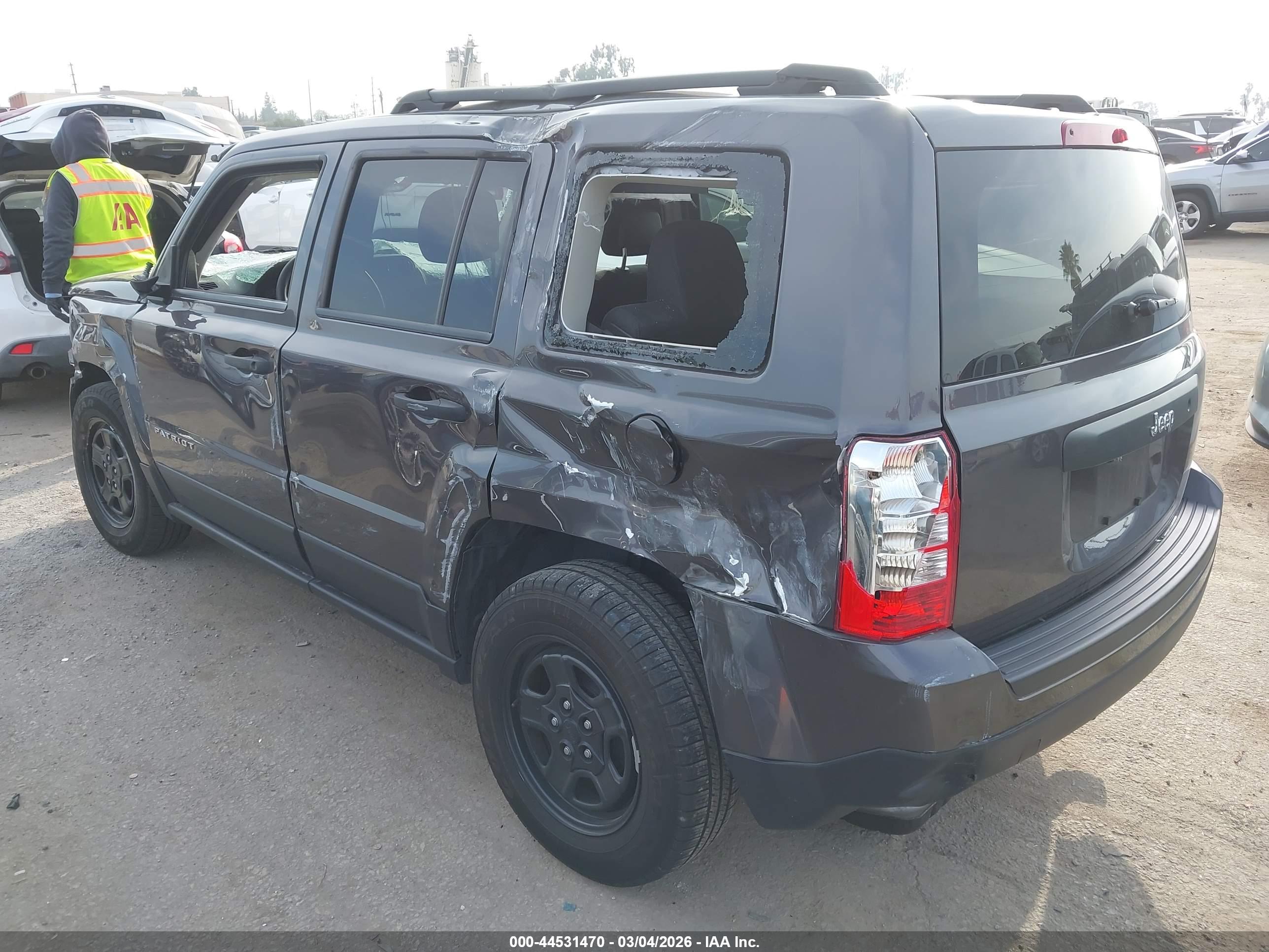 JEEP PATRIOT image 3