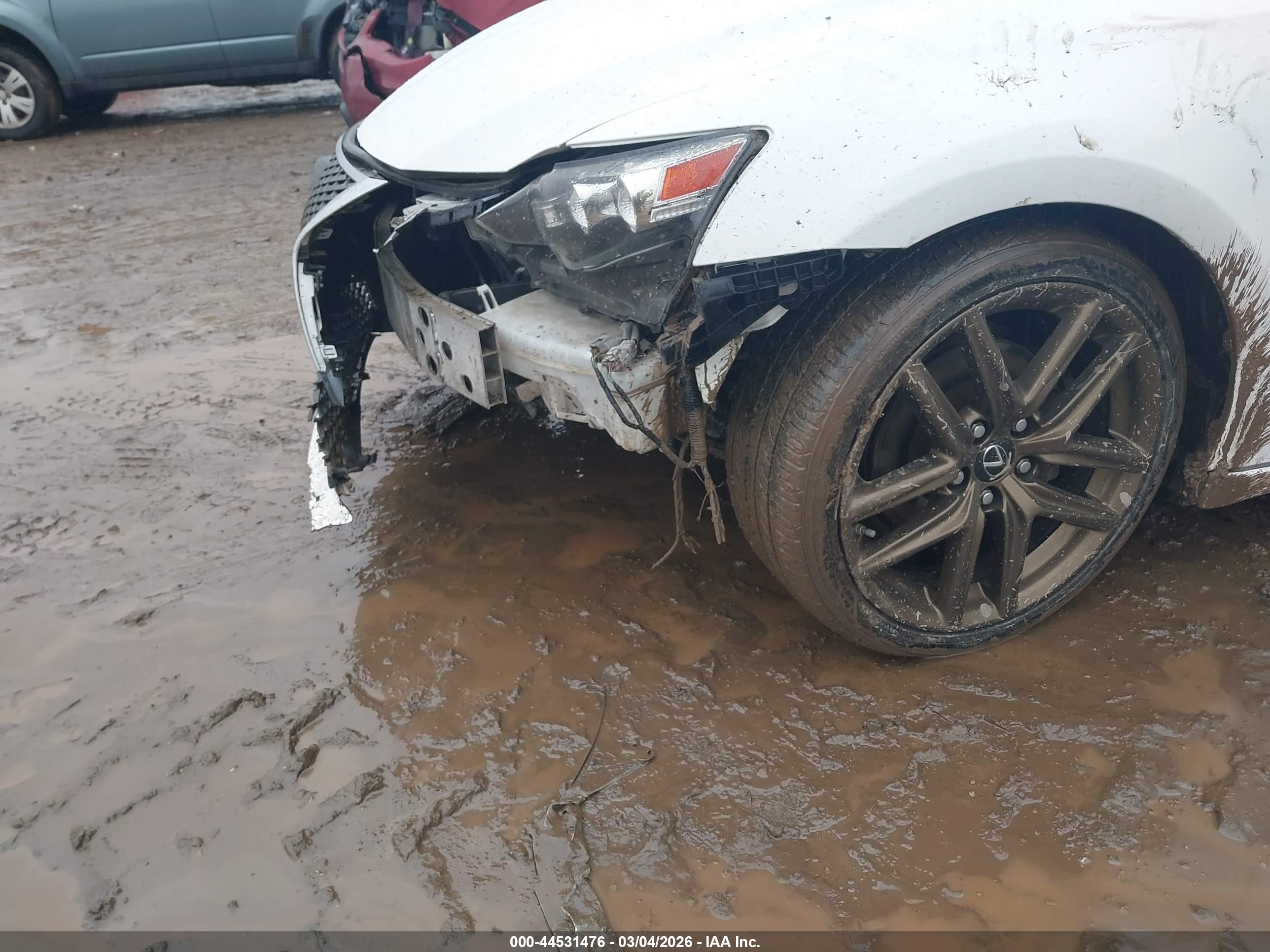 LEXUS IS image 6