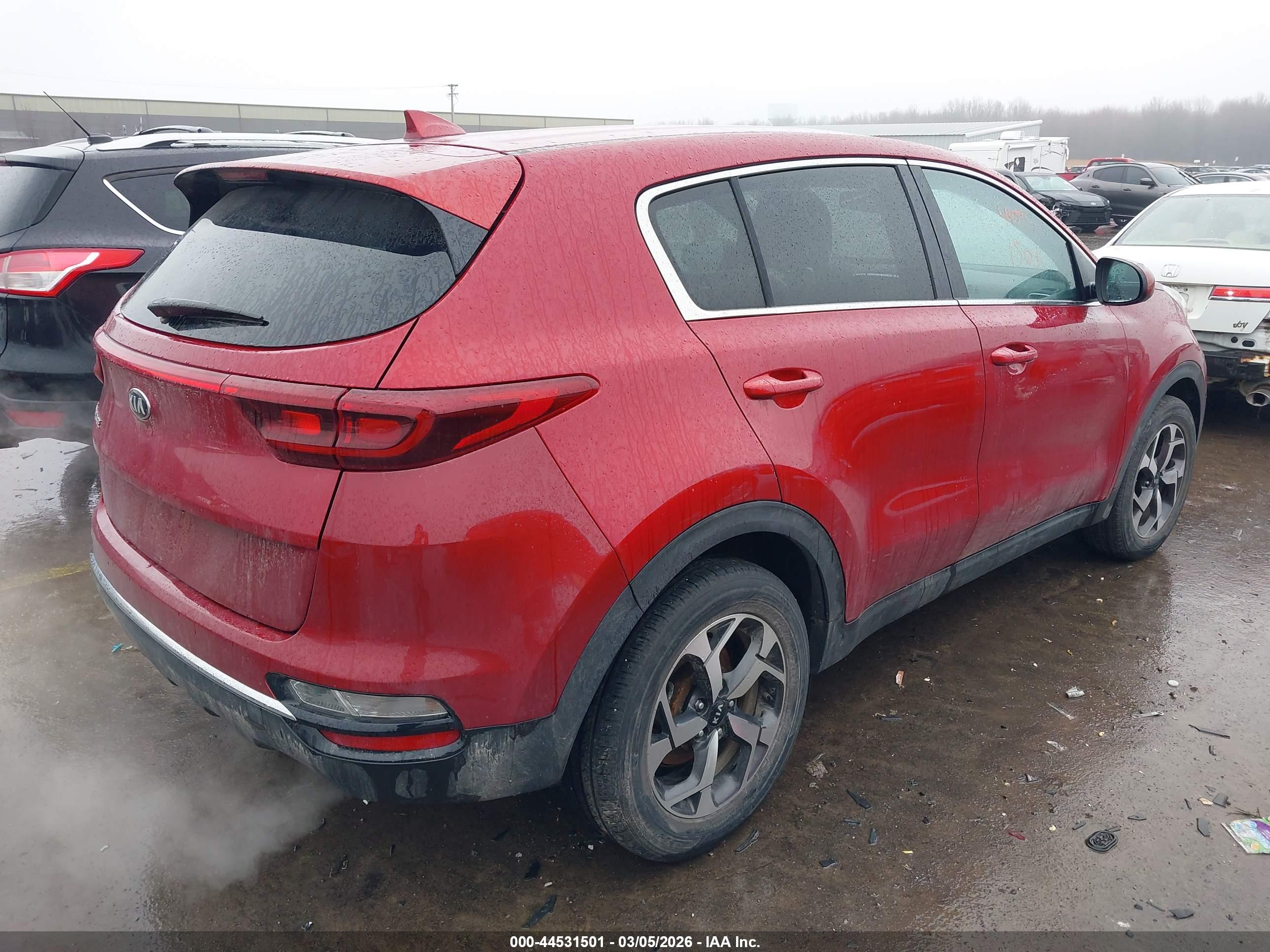 KIA SPORTAGE image 4