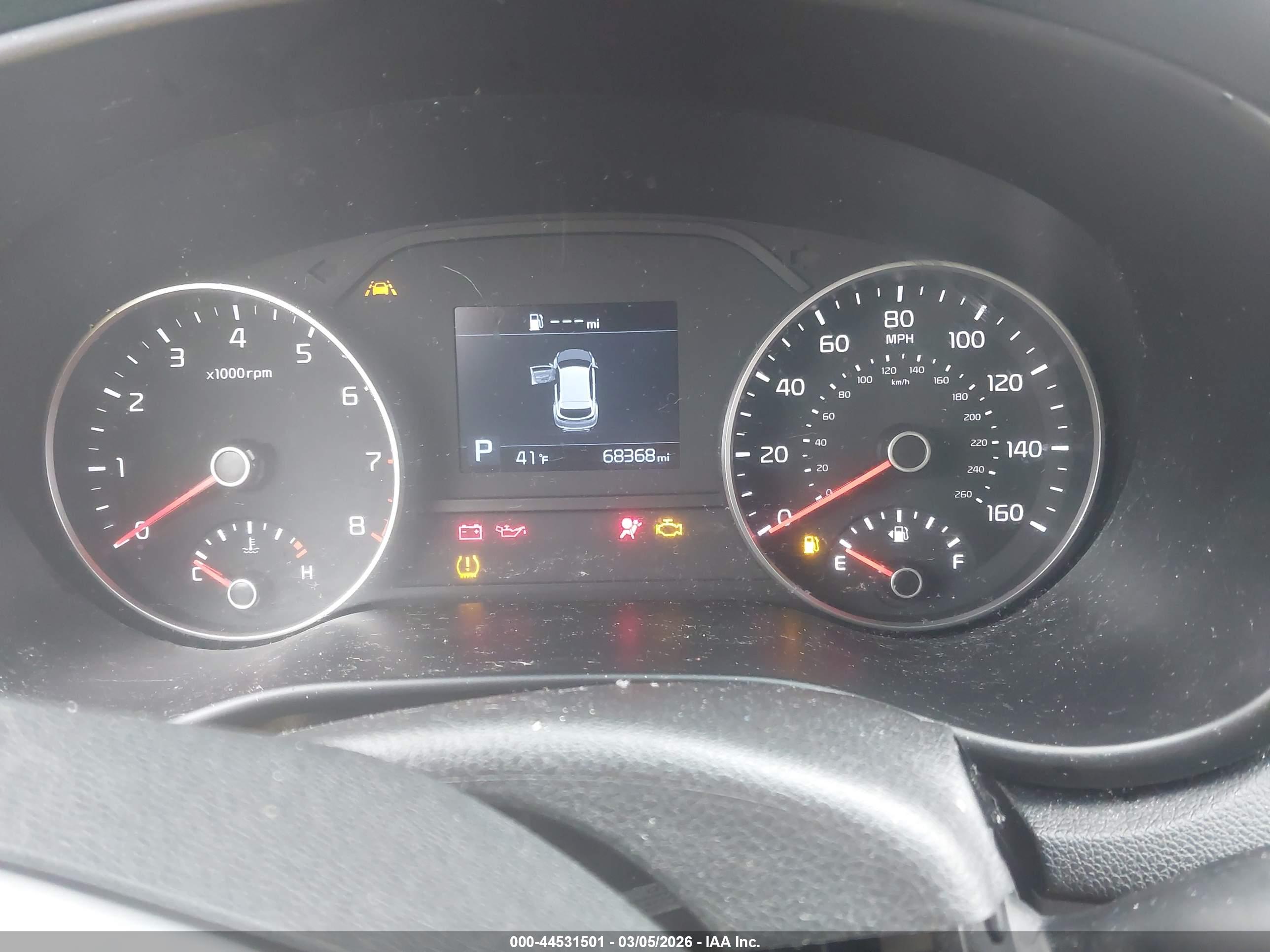 KIA SPORTAGE image 7
