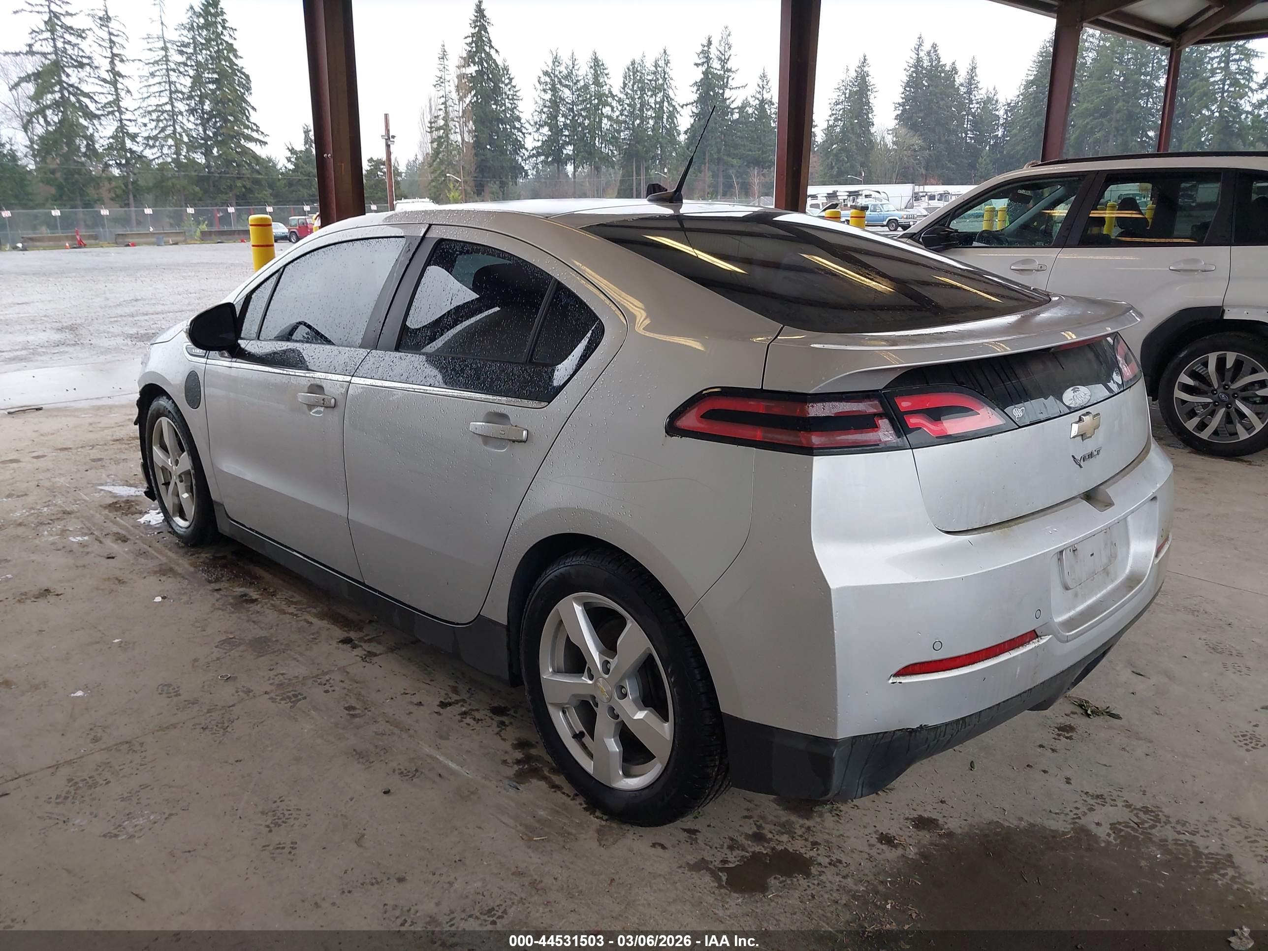 CHEVROLET VOLT image 3