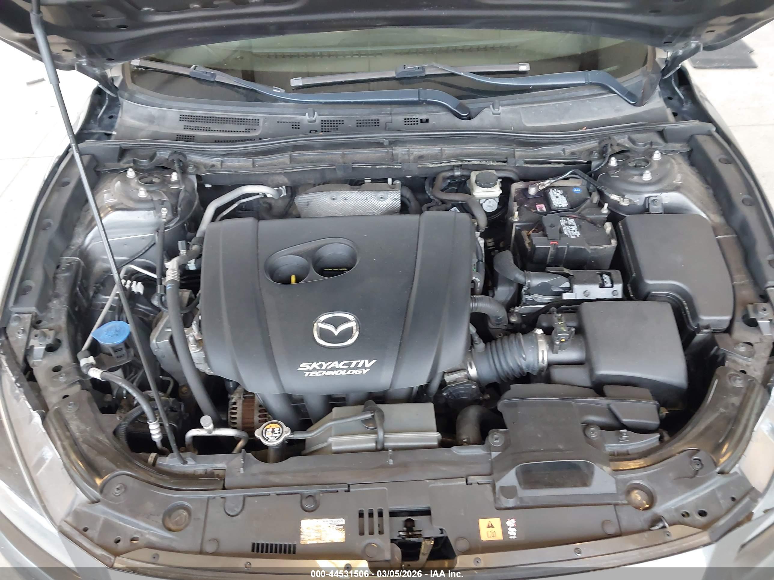 MAZDA MAZDA3 image 10