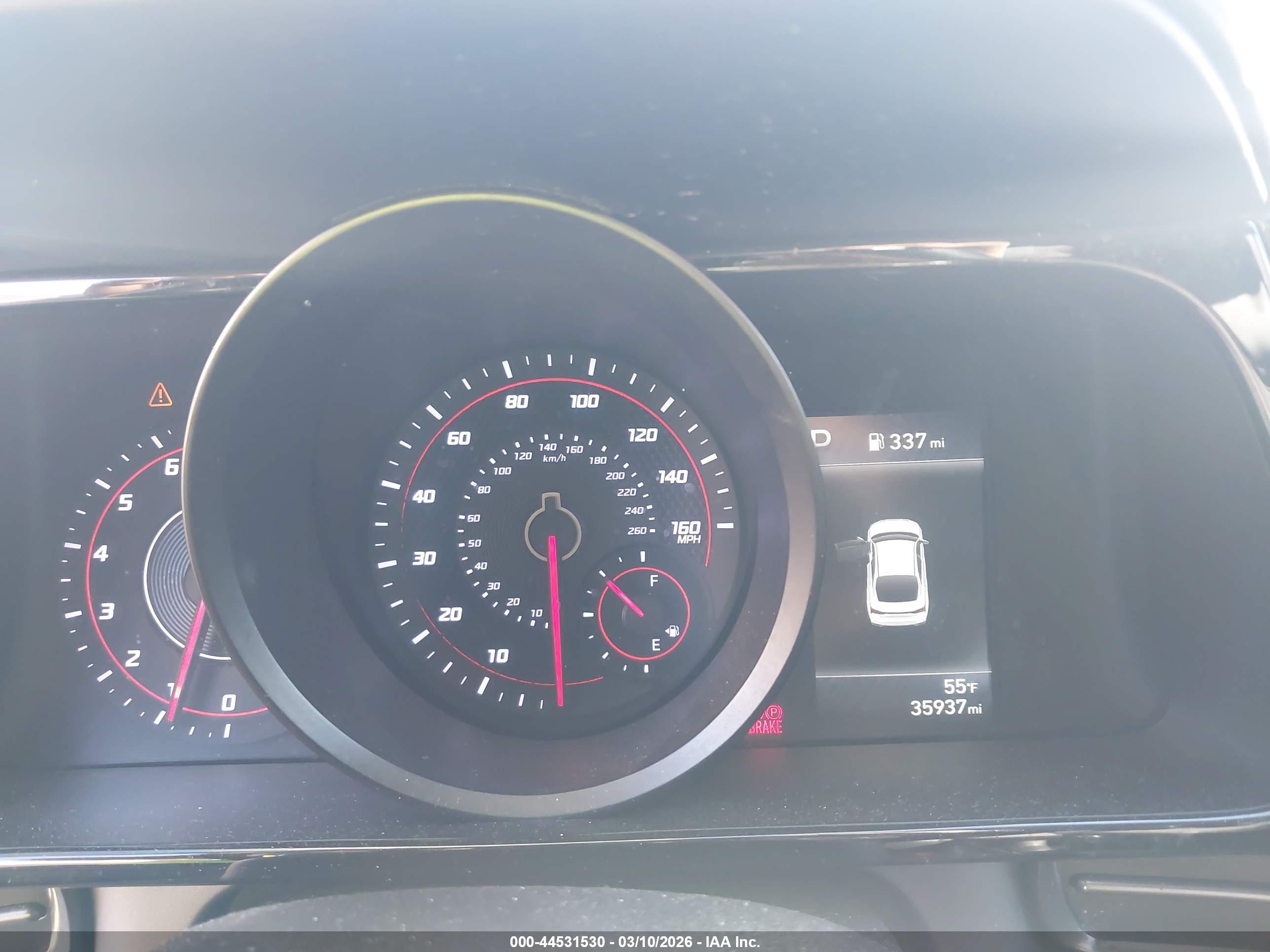 HYUNDAI ELANTRA image 7