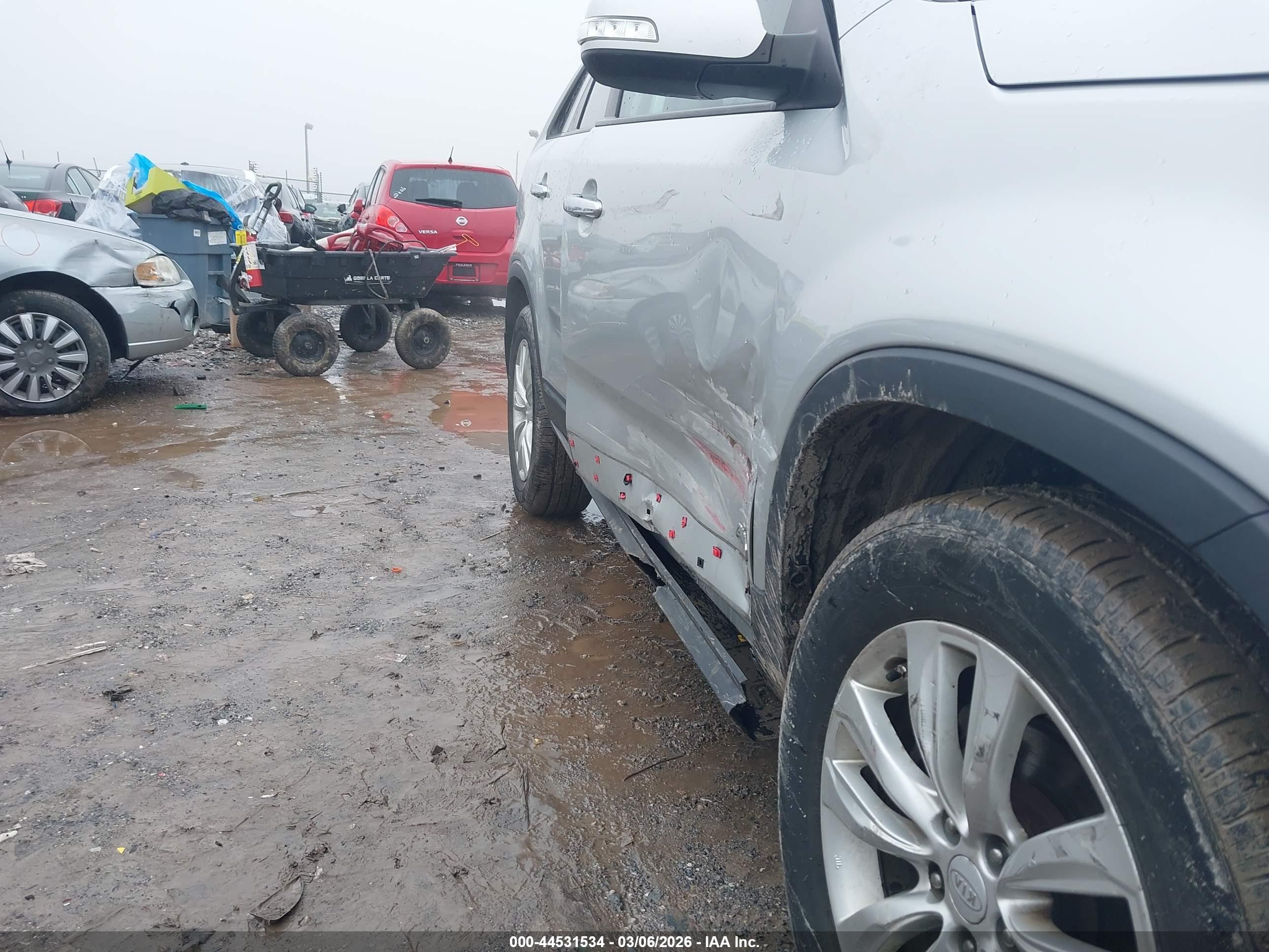 KIA SORENTO image 6