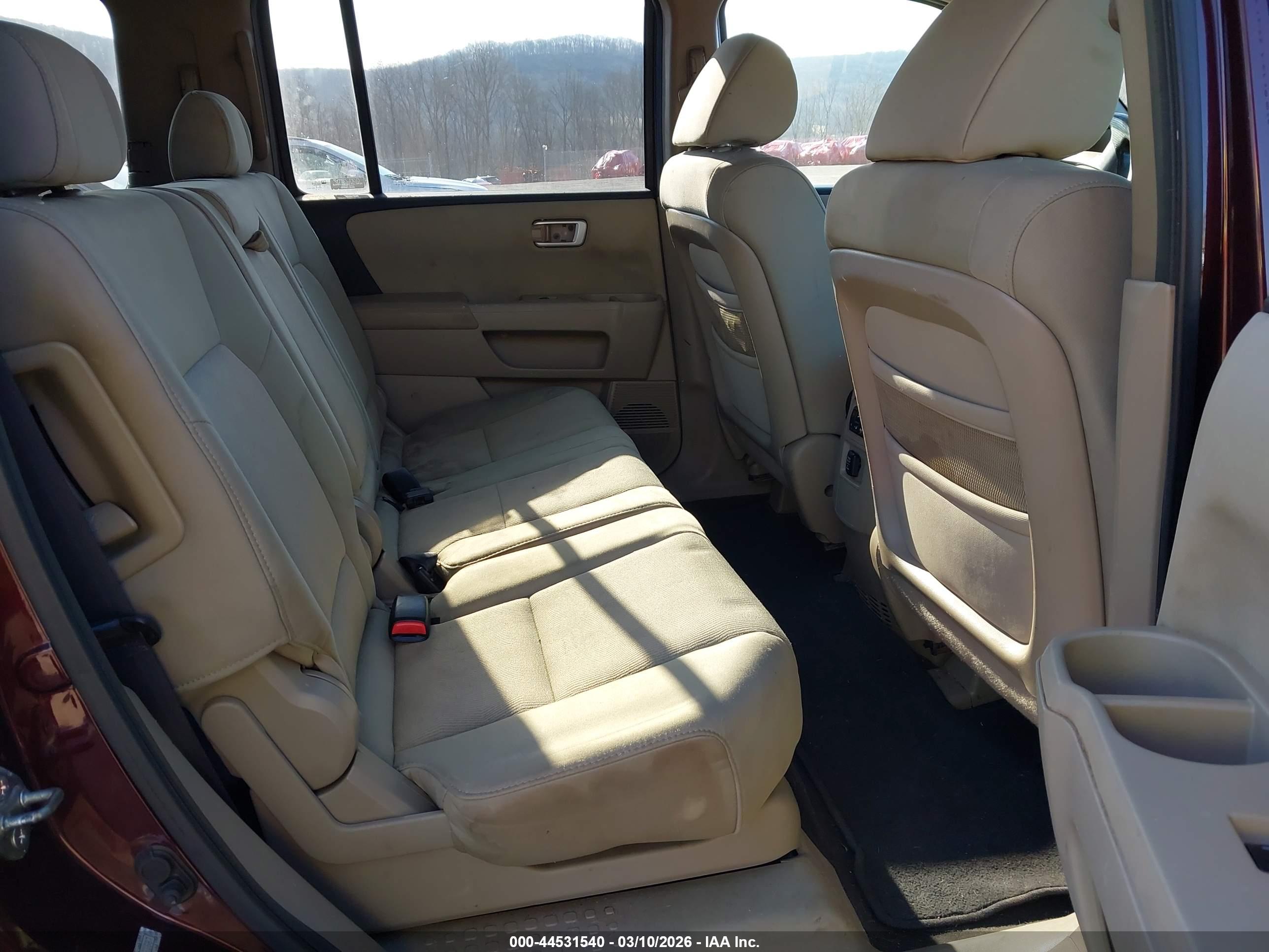 HONDA PILOT image 8