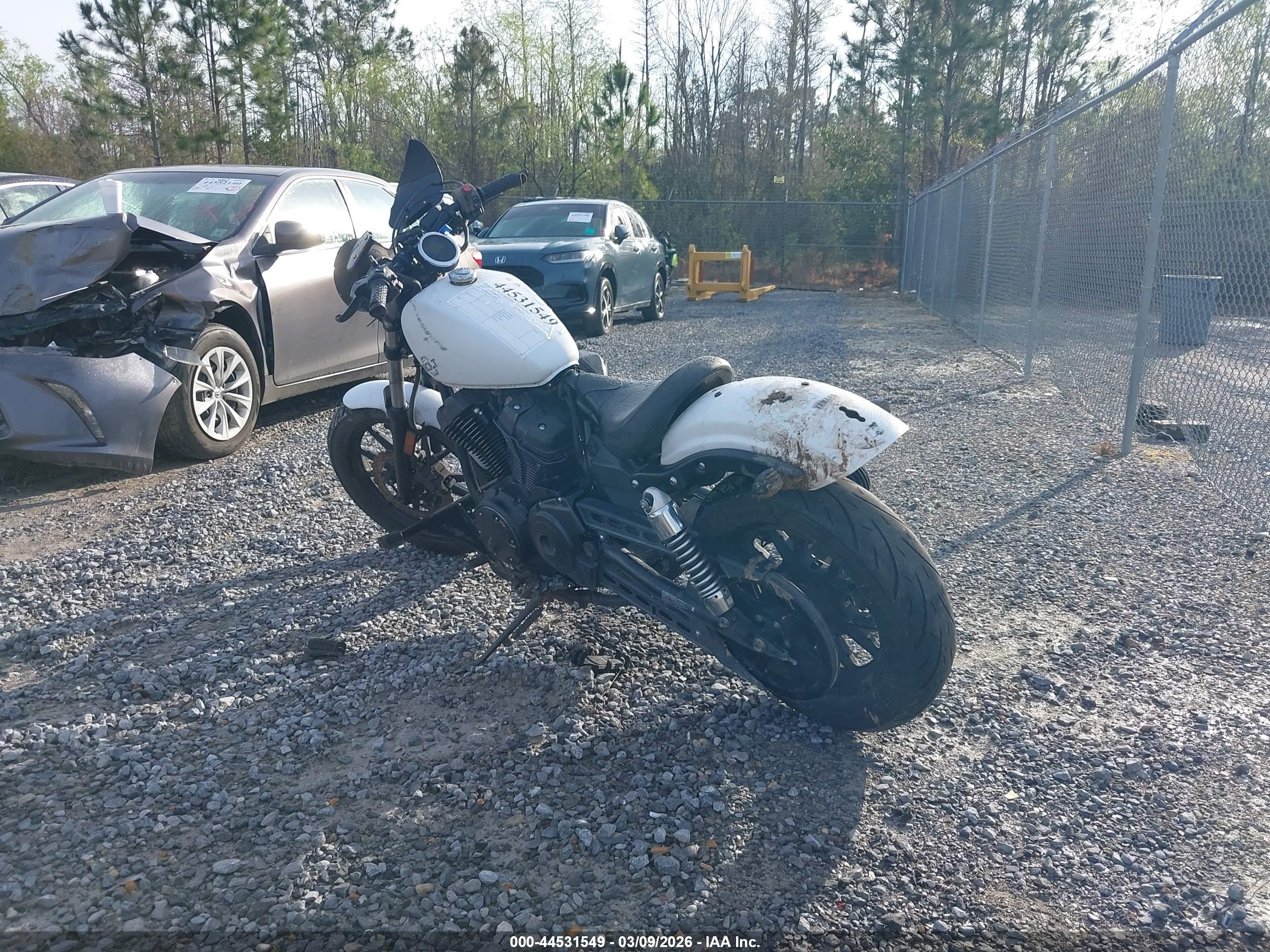 YAMAHA XVS950 image 3