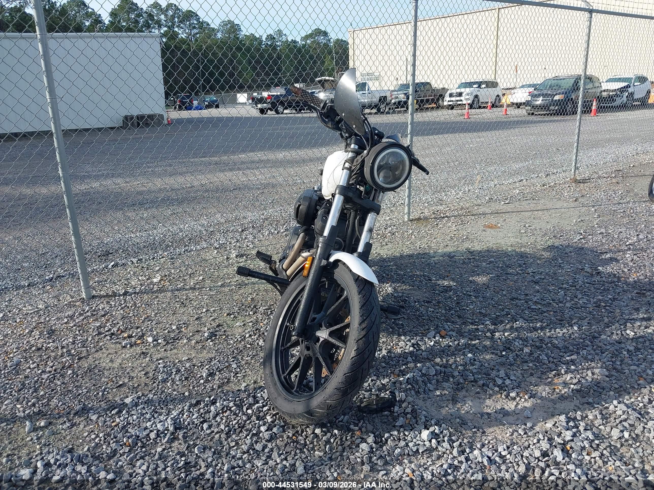 YAMAHA XVS950 image 5