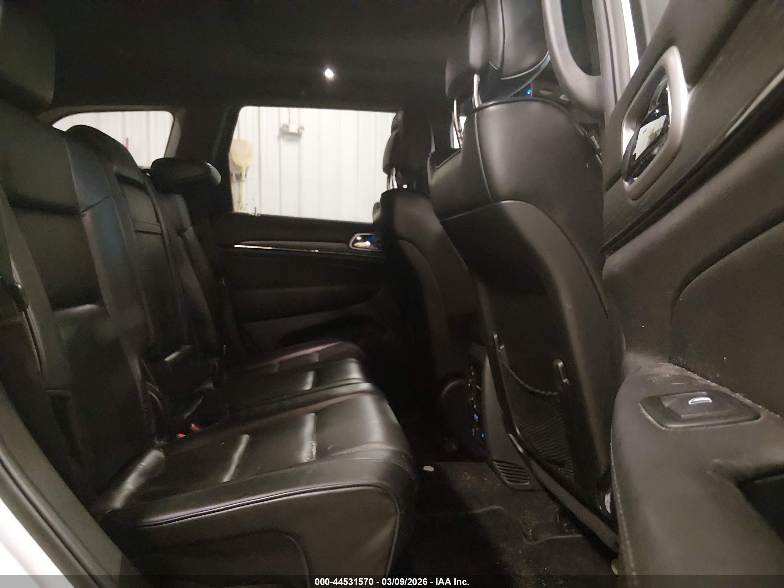 JEEP GRAND image 8