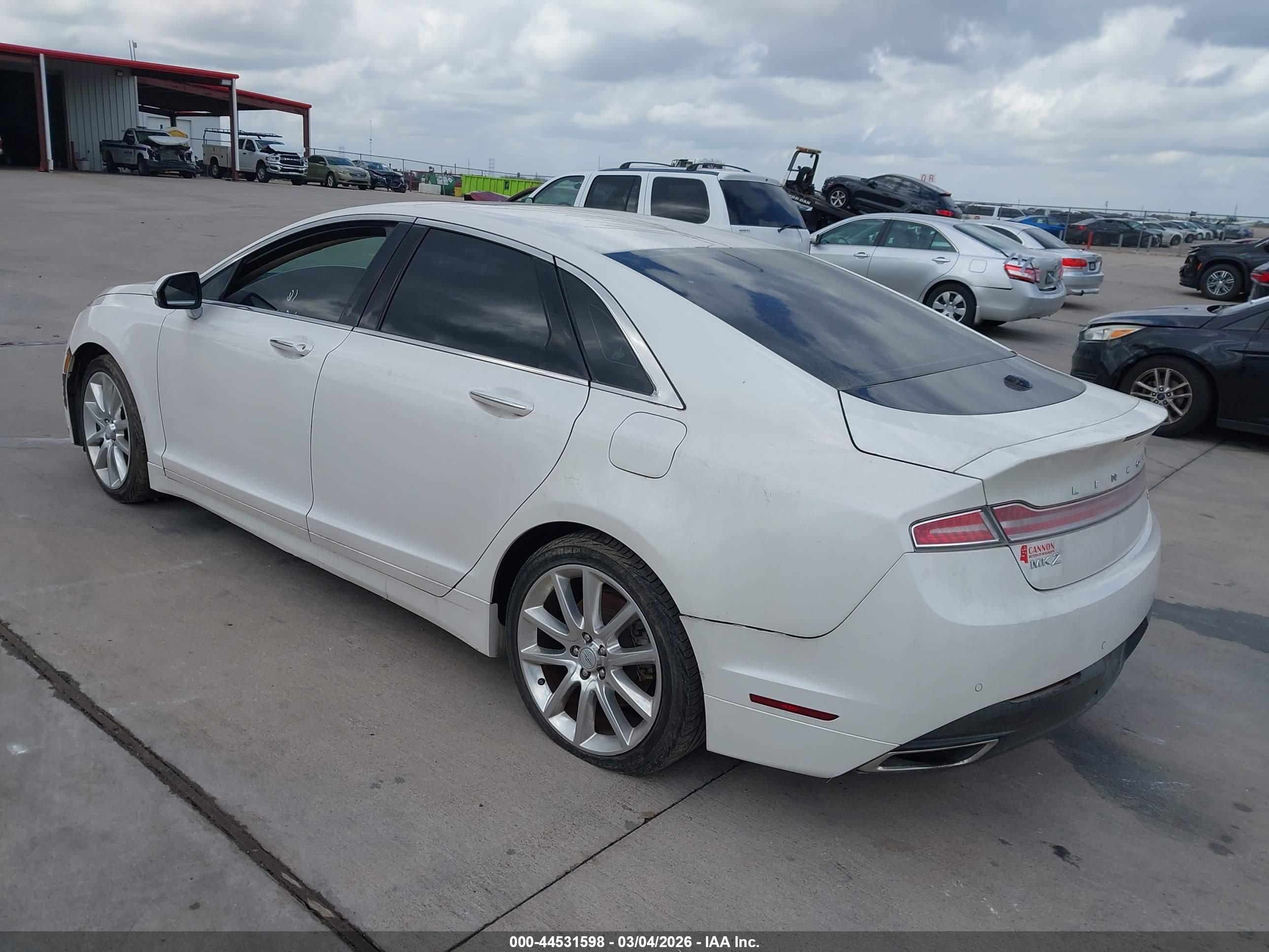 LINCOLN MKZ image 3