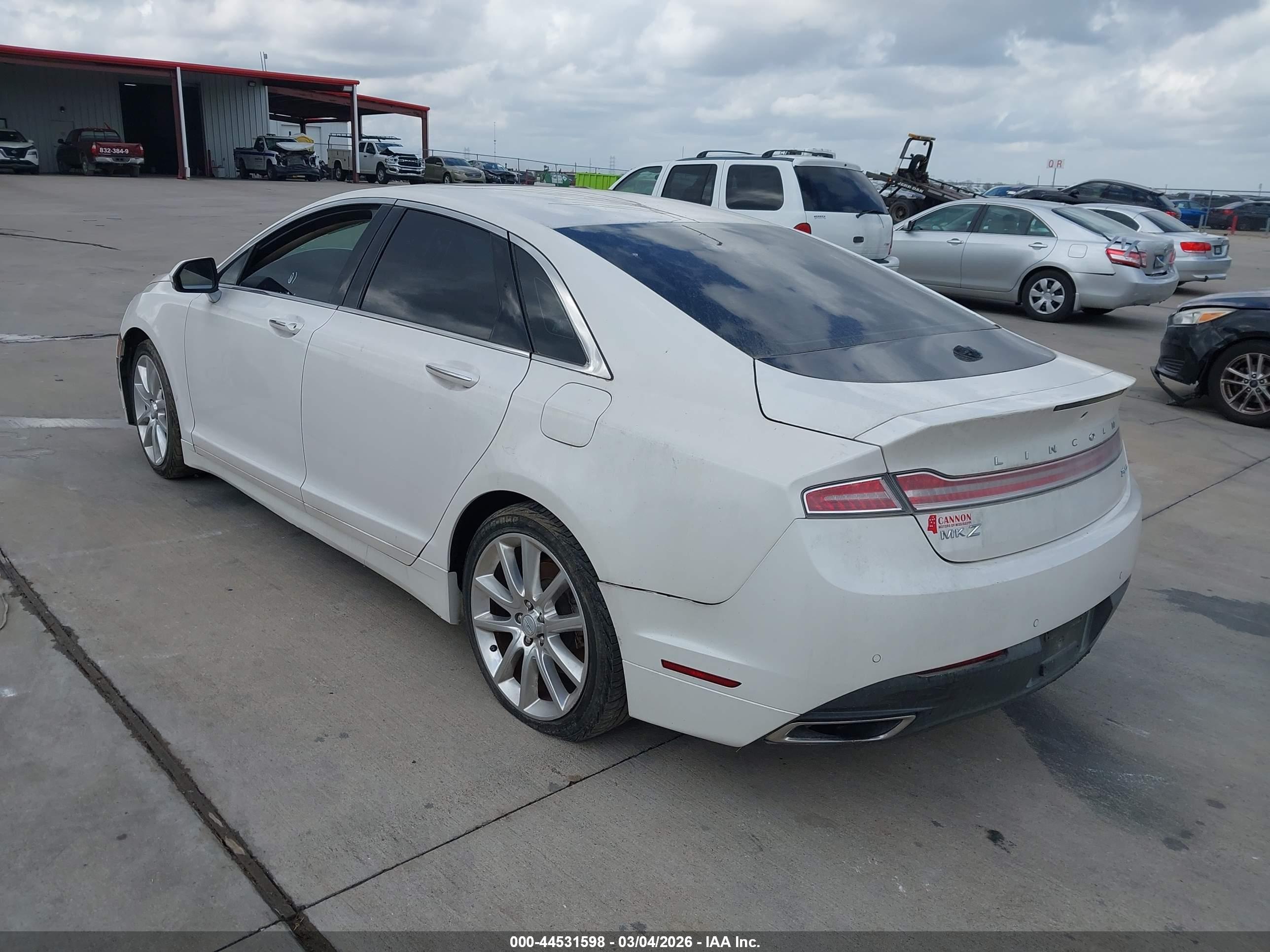LINCOLN MKZ image 6