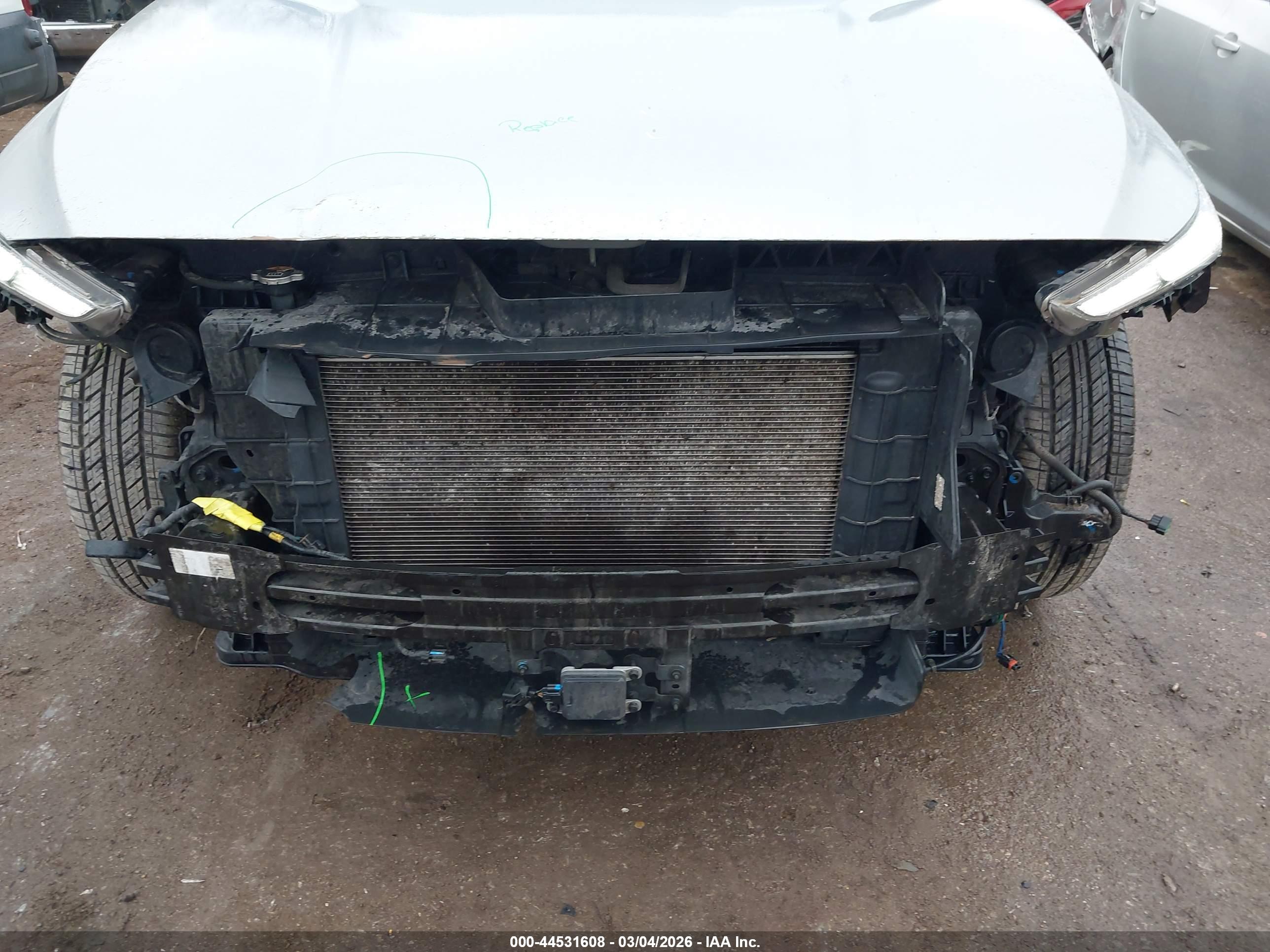 HYUNDAI SANTA image 6