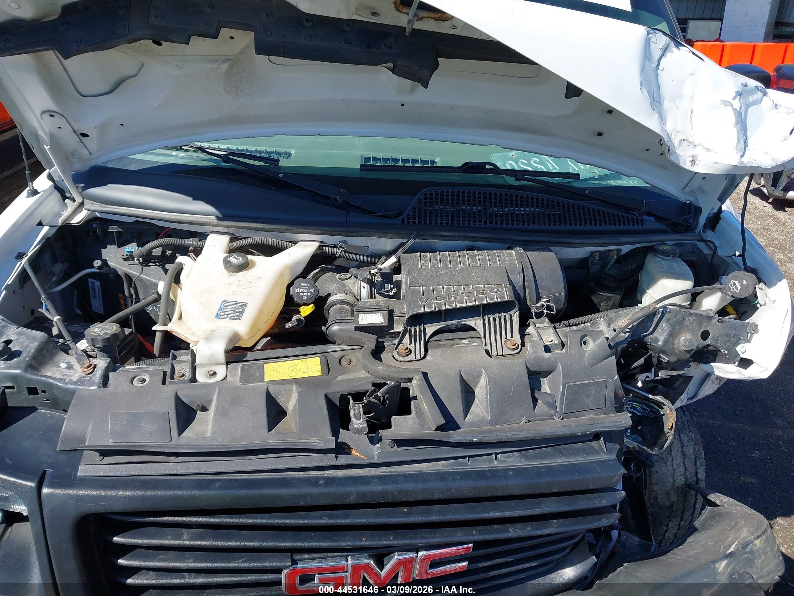 GMC SAVANA image 10