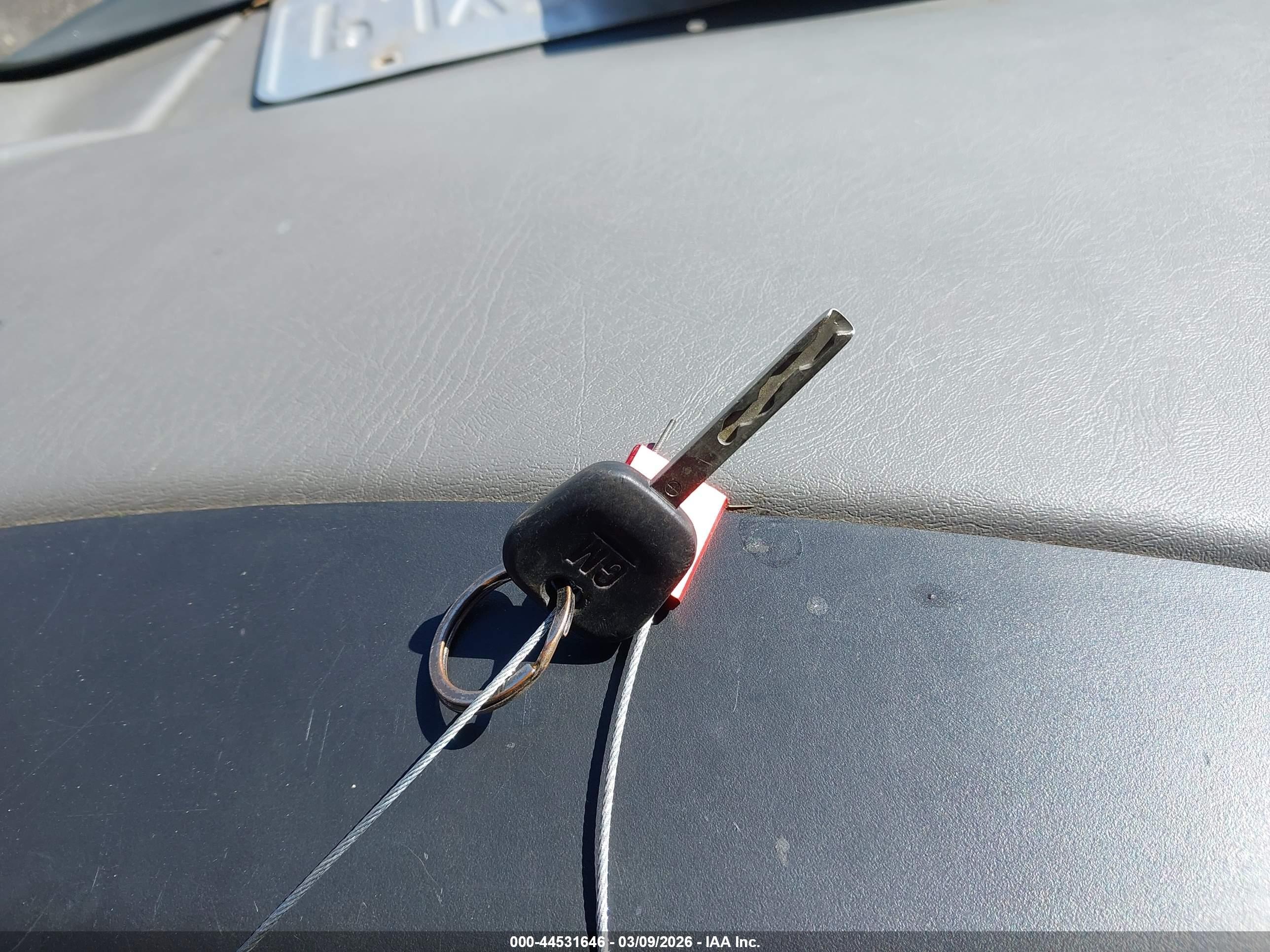GMC SAVANA image 11
