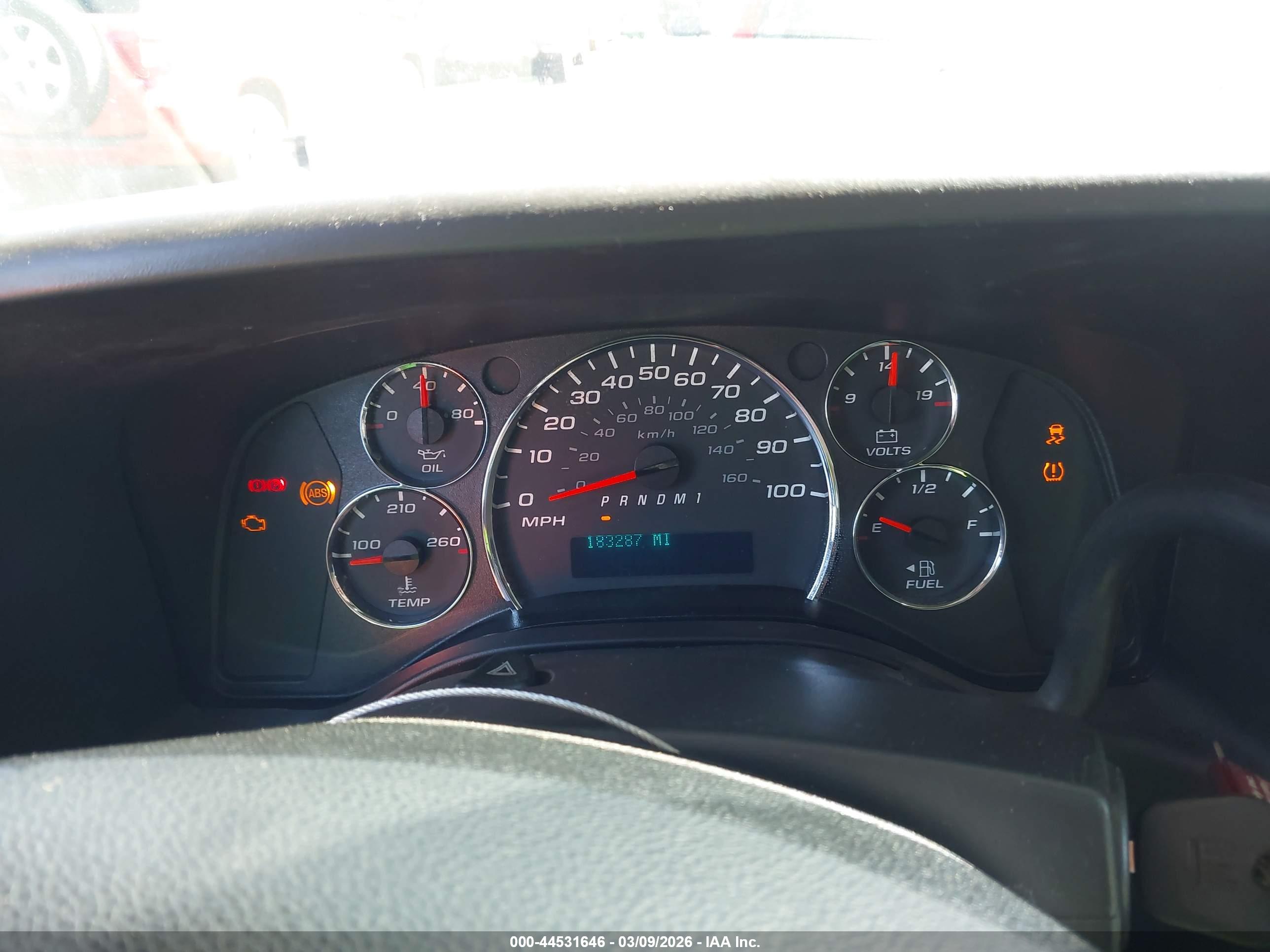 GMC SAVANA image 7