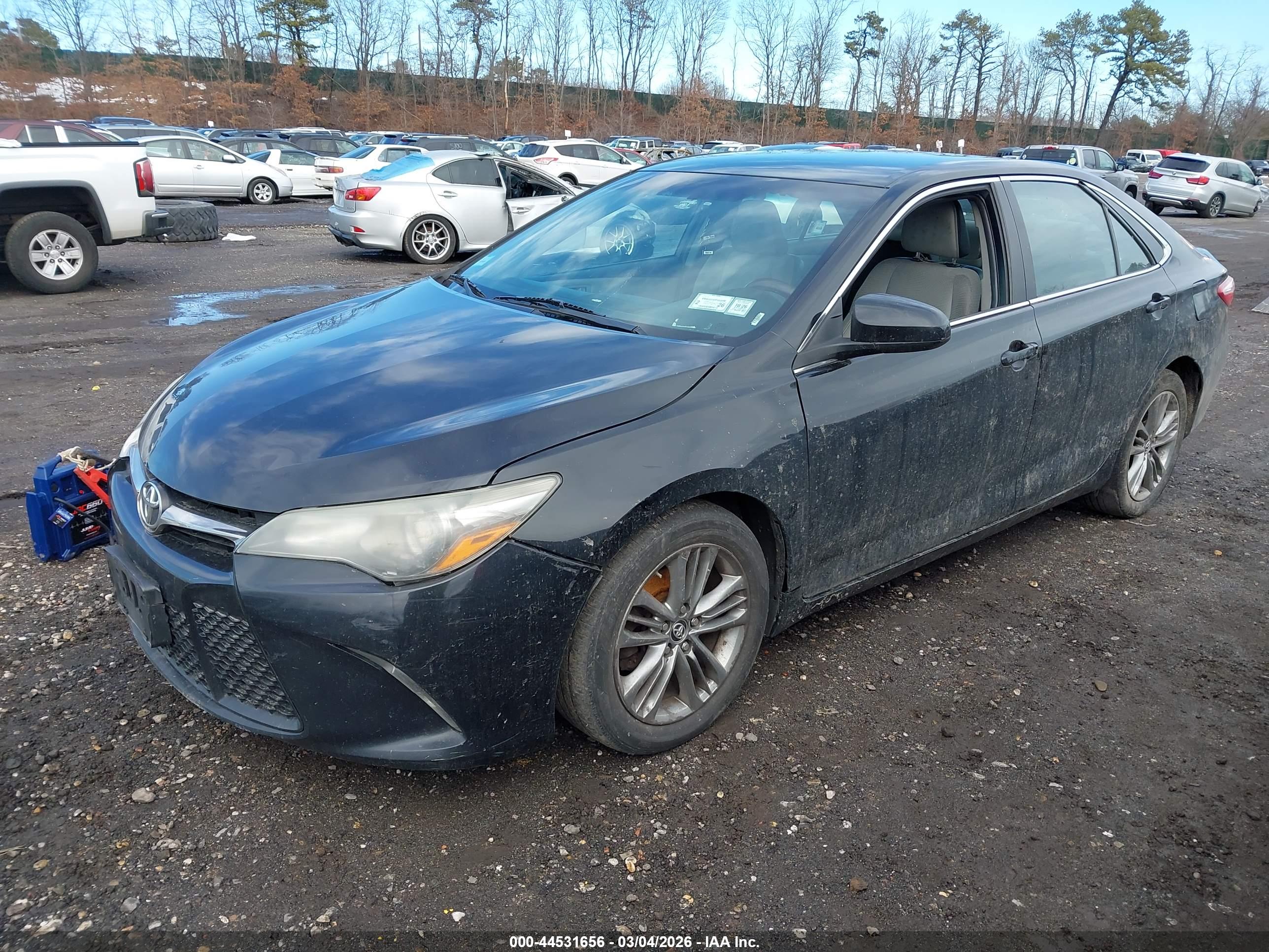 TOYOTA CAMRY image 2