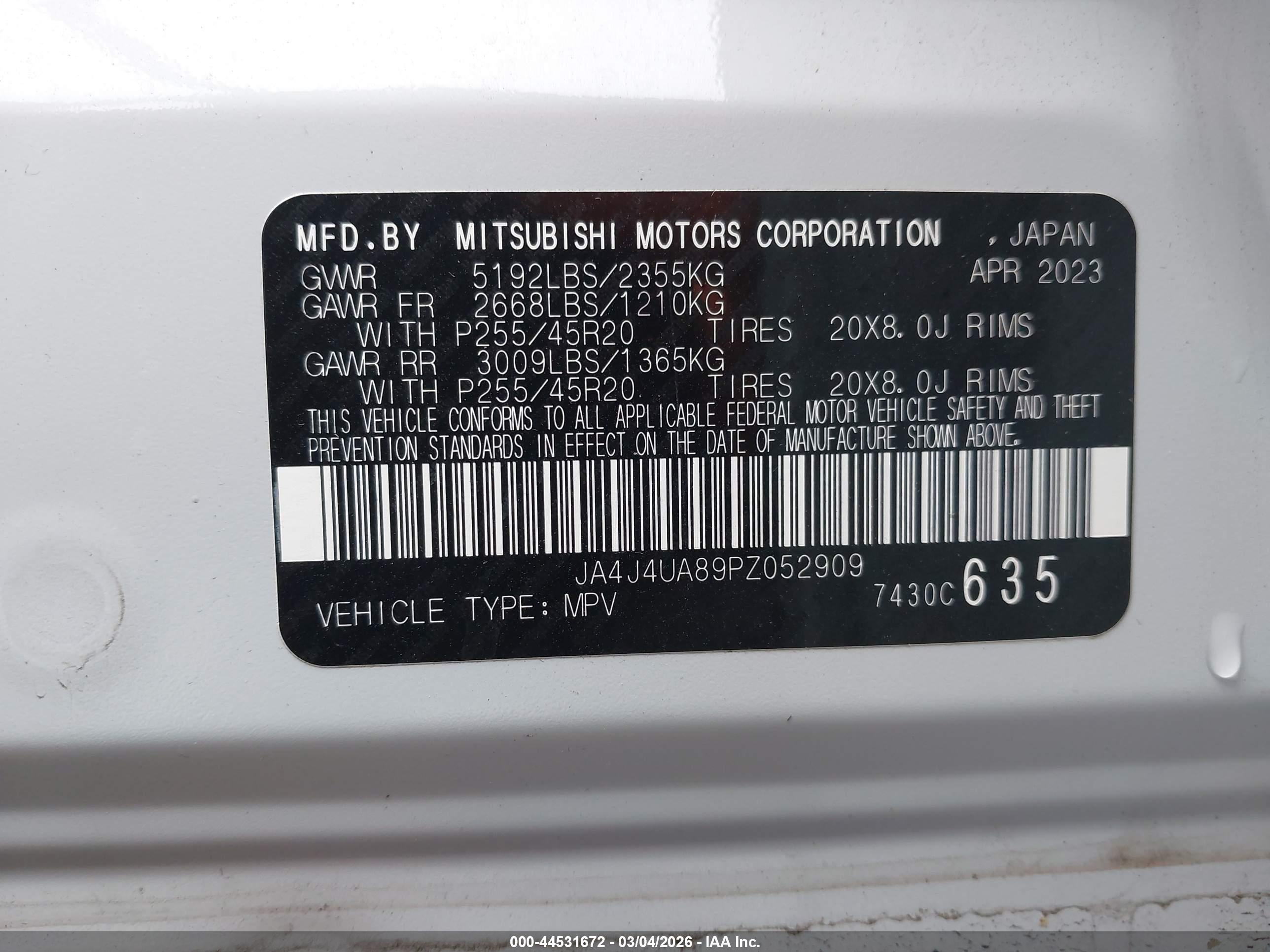MITSUBISHI OUTLANDER image 9