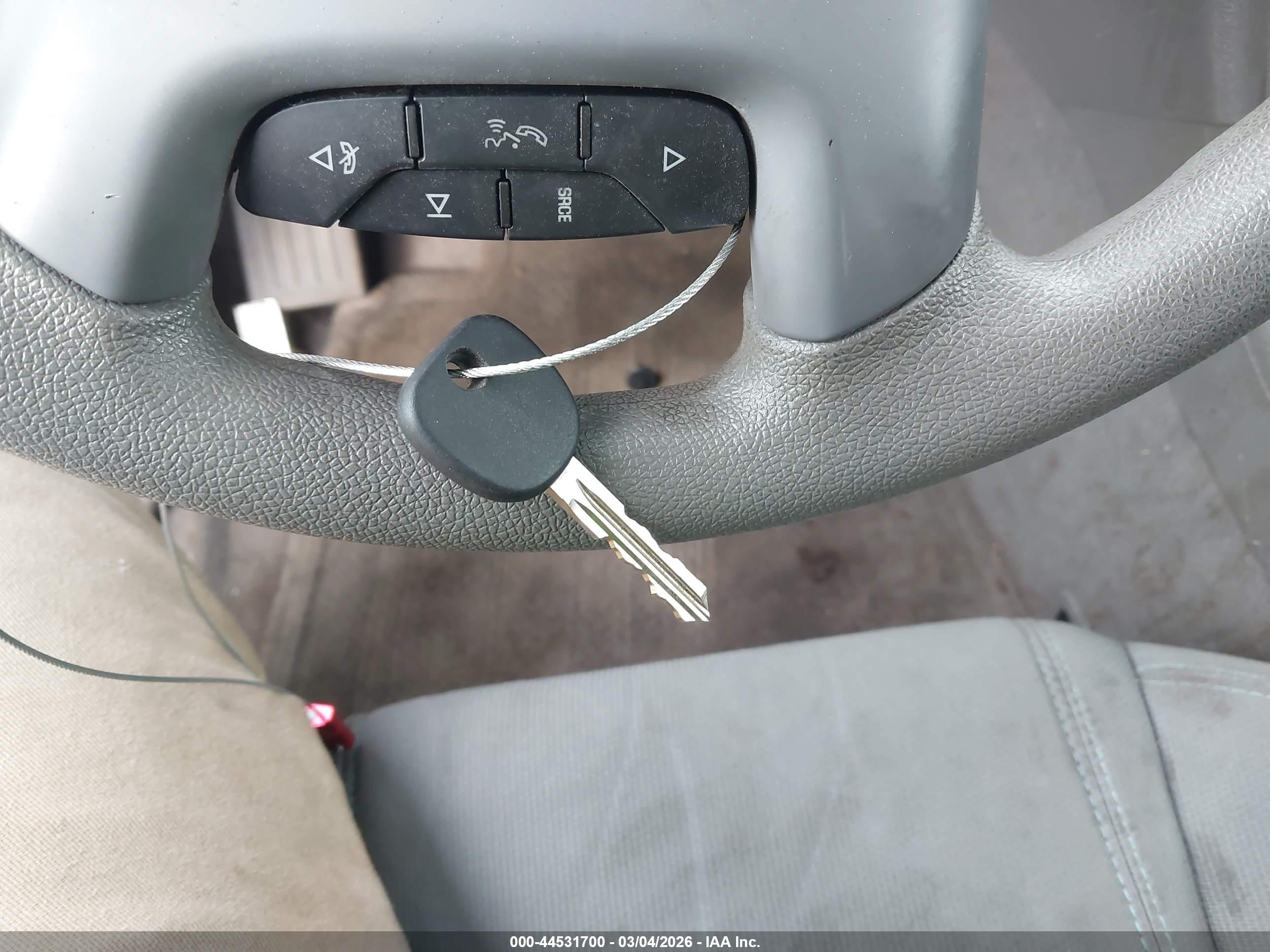 CHEVROLET TRAVERSE image 11