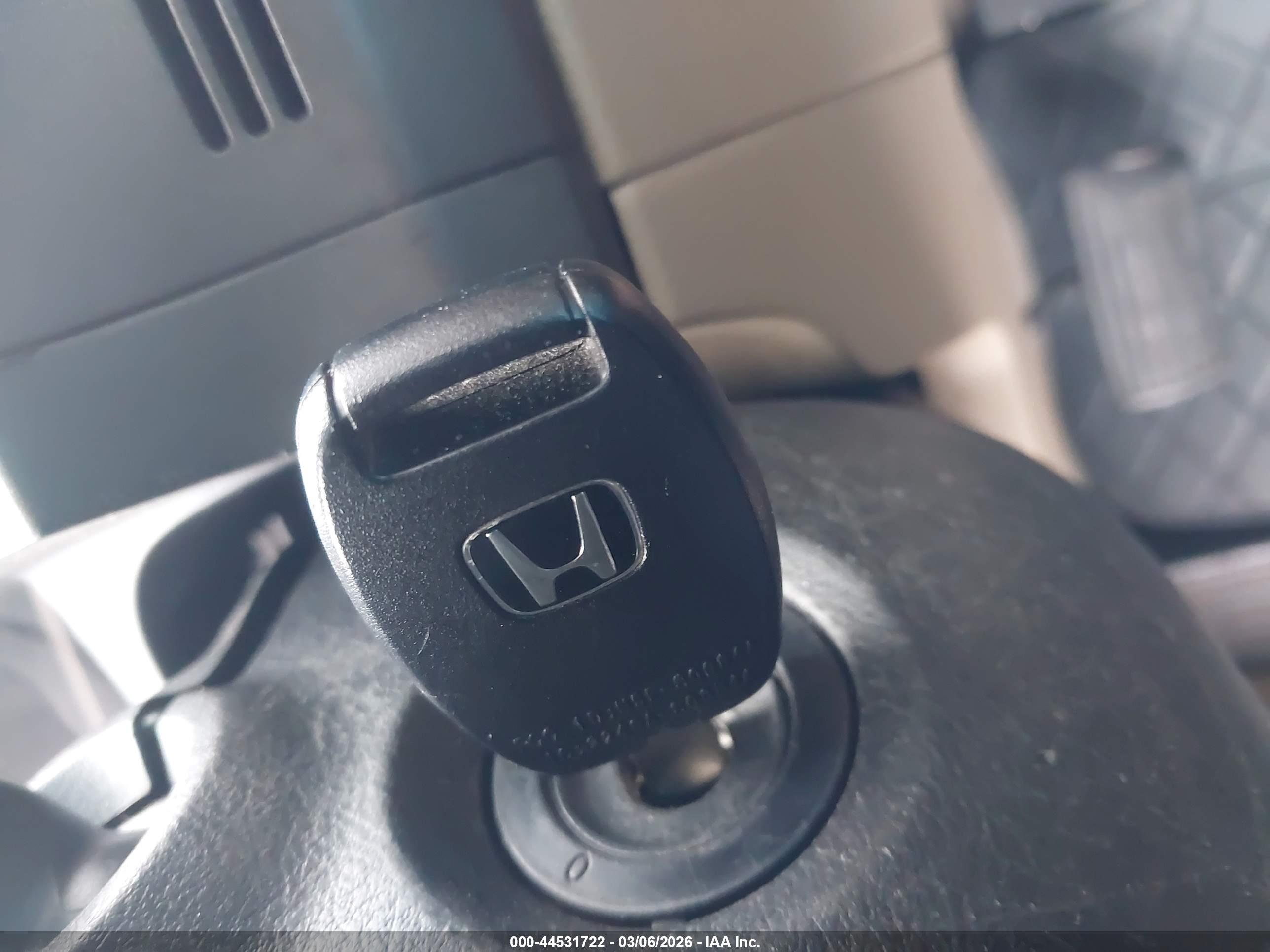 HONDA CIVIC image 11