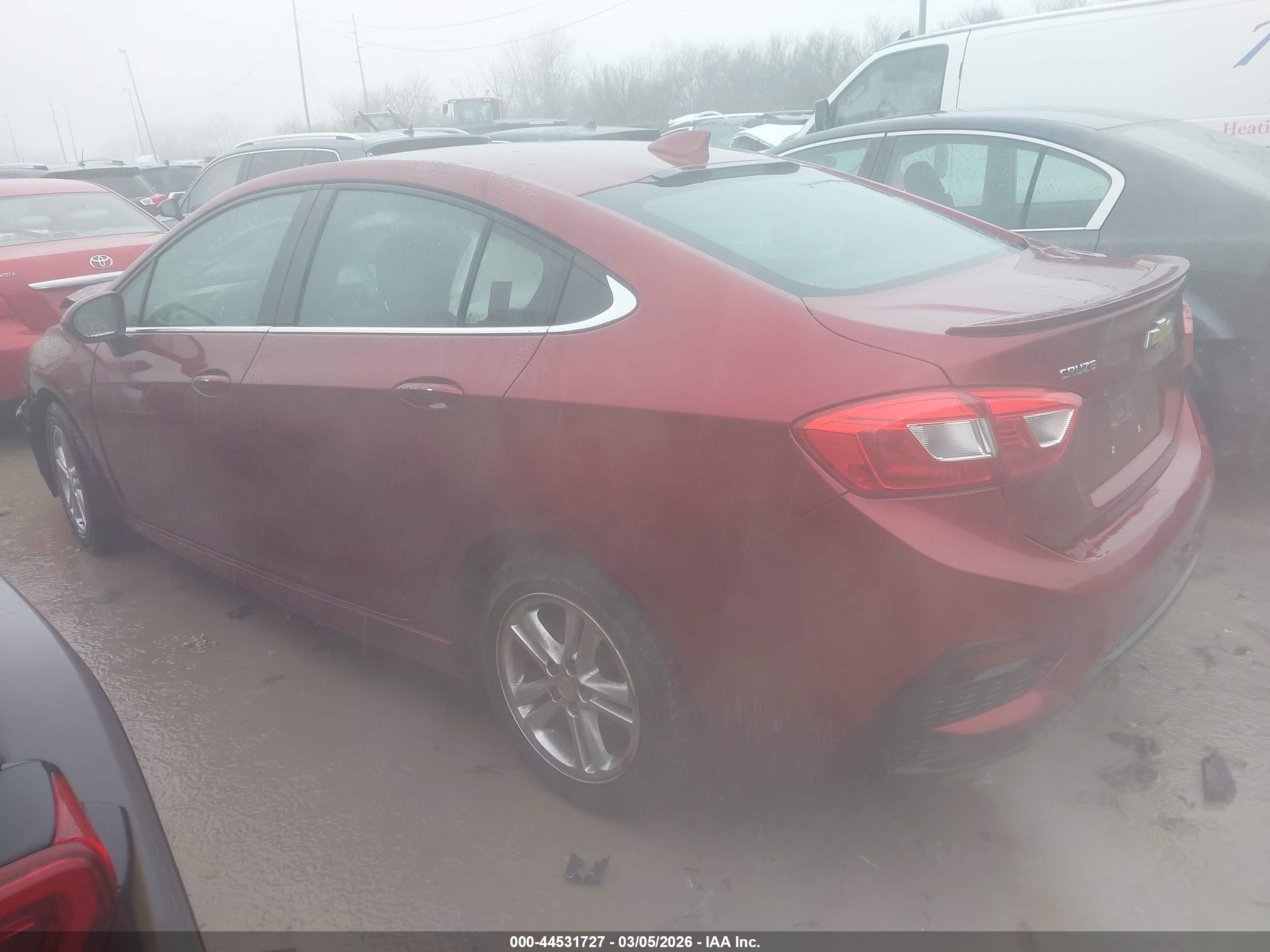 CHEVROLET CRUZE image 3